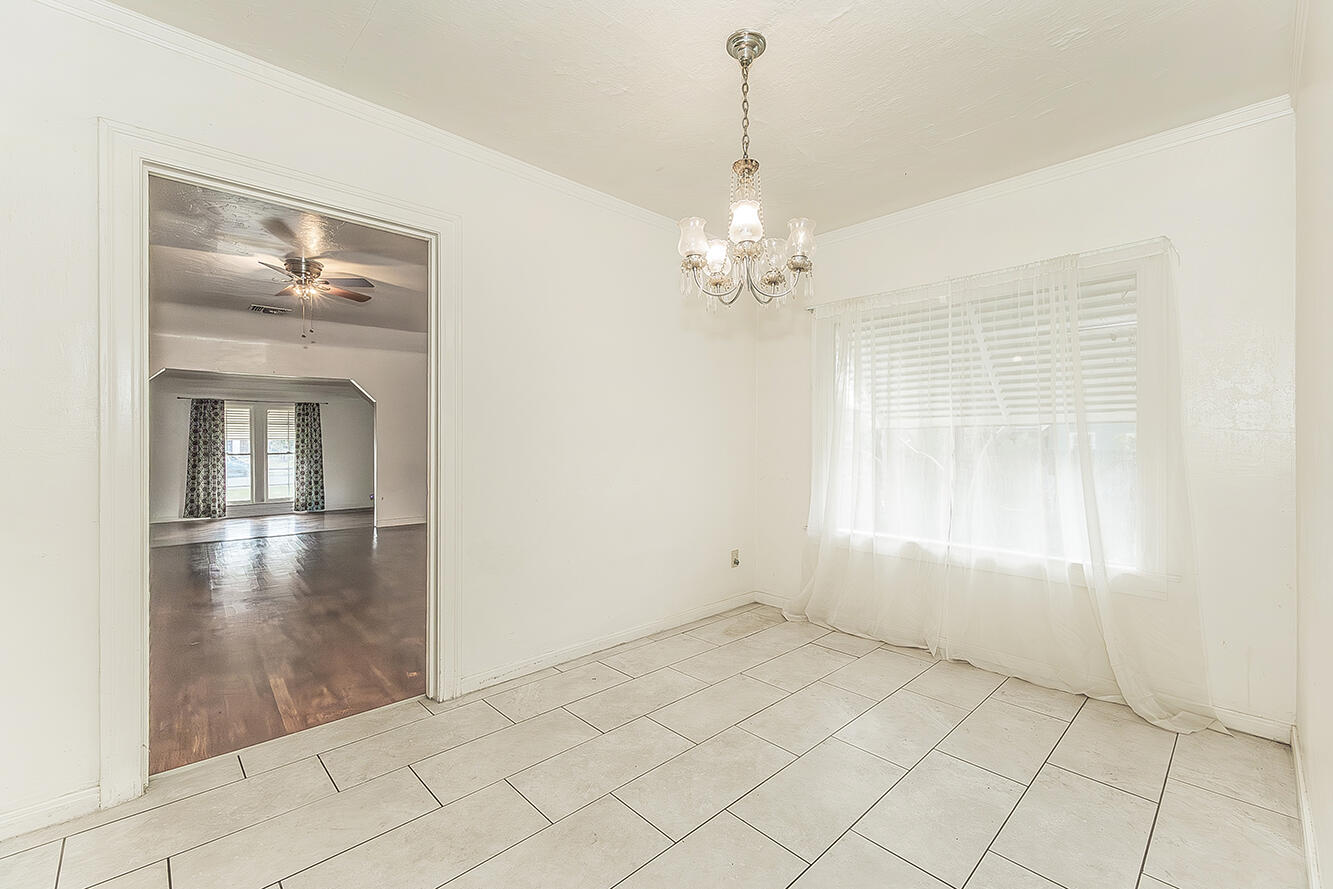 643 E Vassar Ave, Fresno, CA 93704
