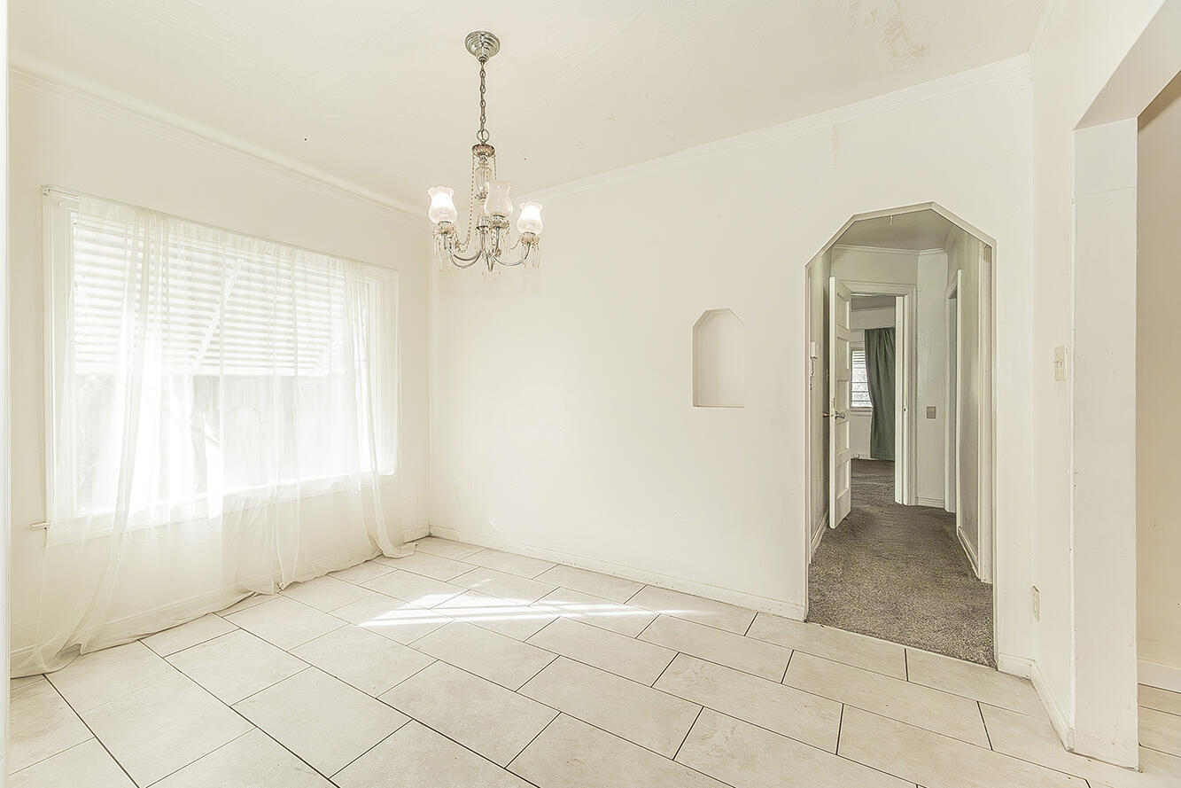 643 E Vassar Ave, Fresno, CA 93704