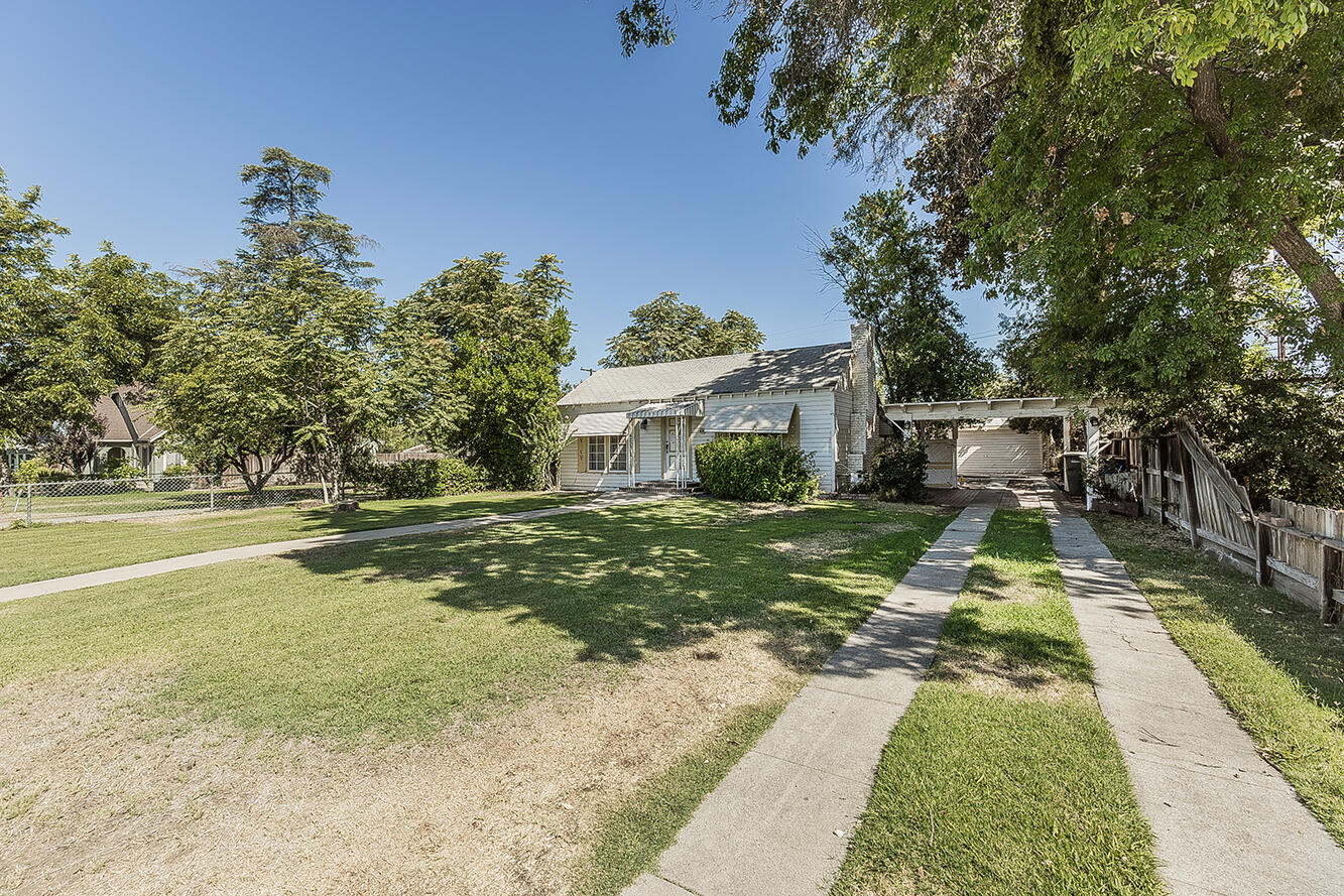 643 E Vassar Ave, Fresno, CA 93704