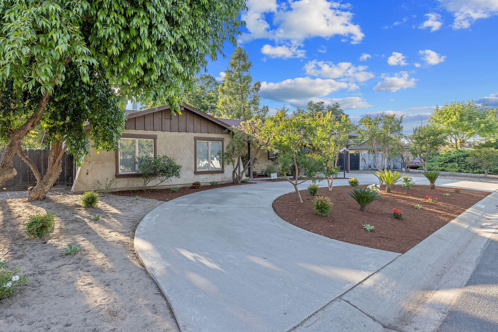 30955 Tower Rd, Visalia, CA 93292