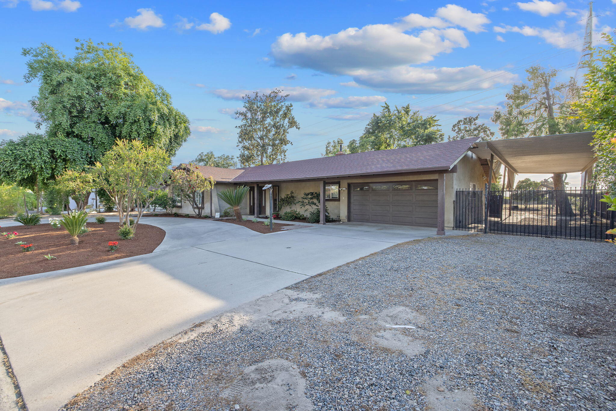 30955 Tower Rd, Visalia, CA 93292