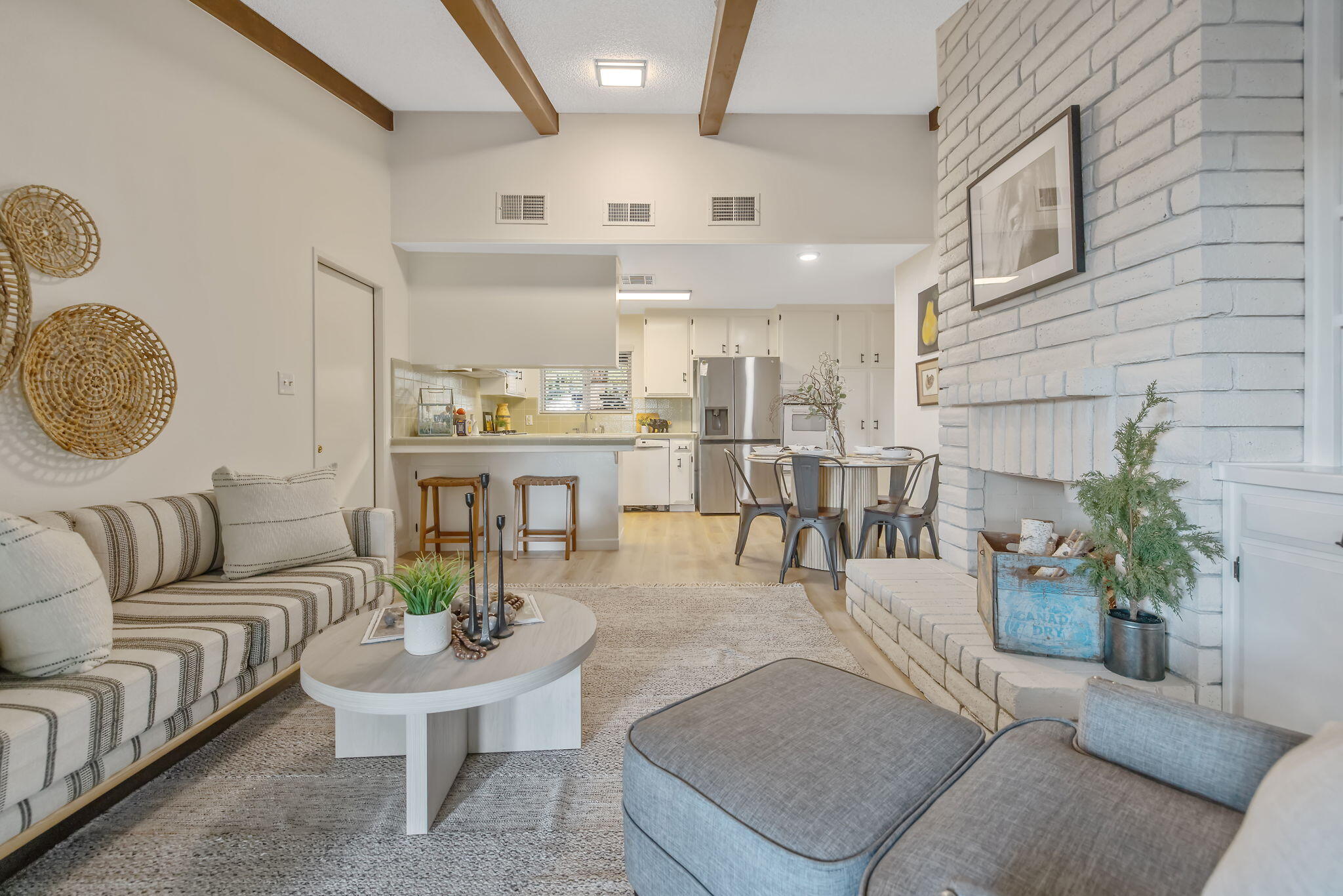 30955 Tower Rd, Visalia, CA 93292