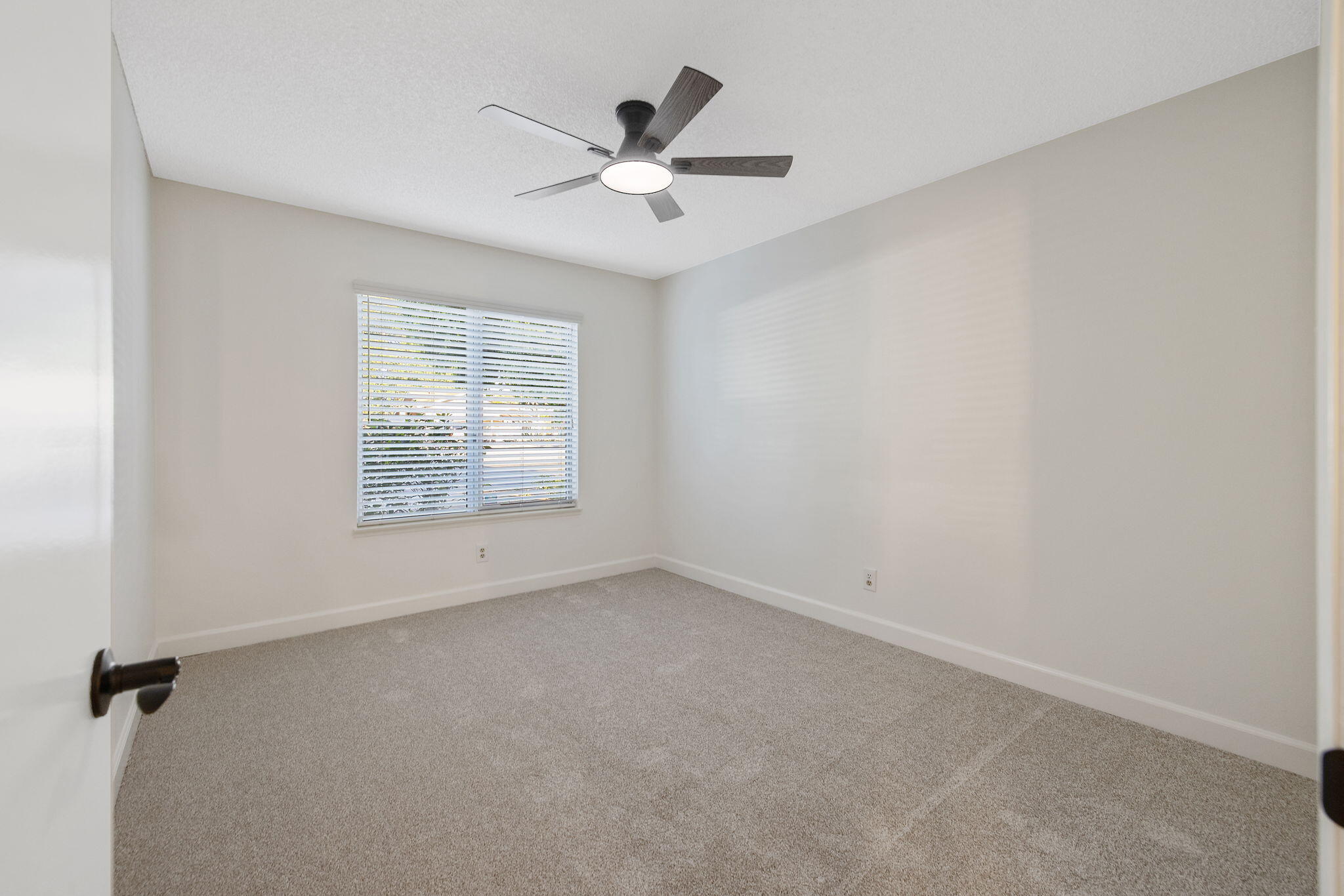 30955 Tower Rd, Visalia, CA 93292