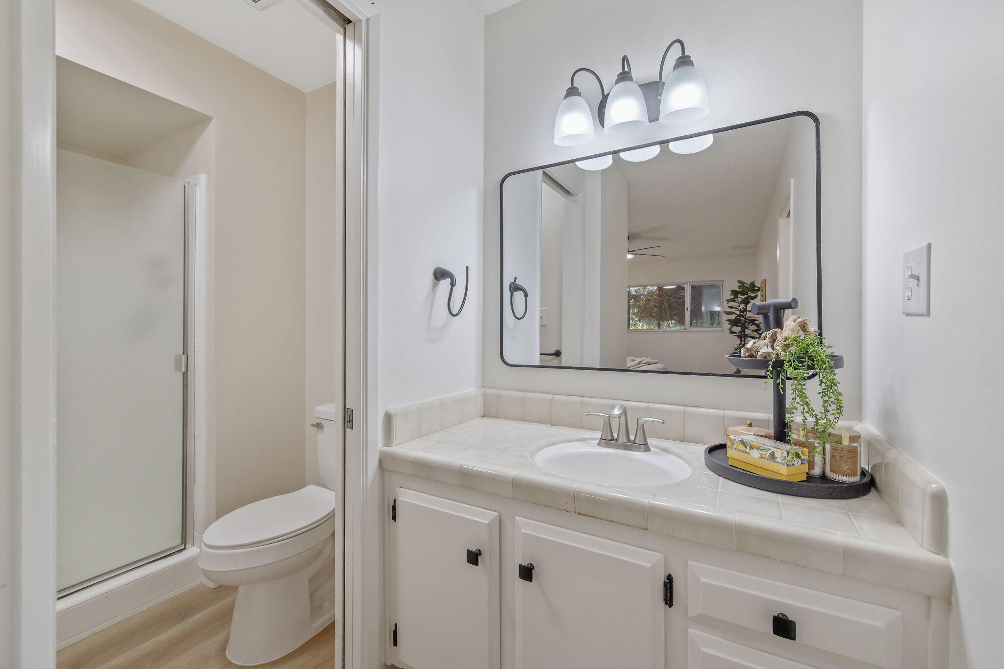 30955 Tower Rd, Visalia, CA 93292