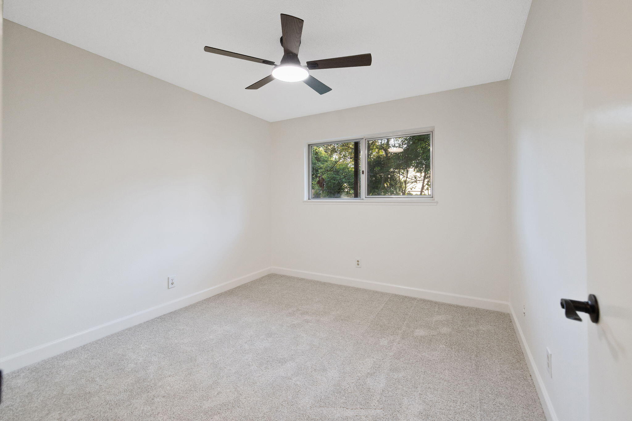 30955 Tower Rd, Visalia, CA 93292