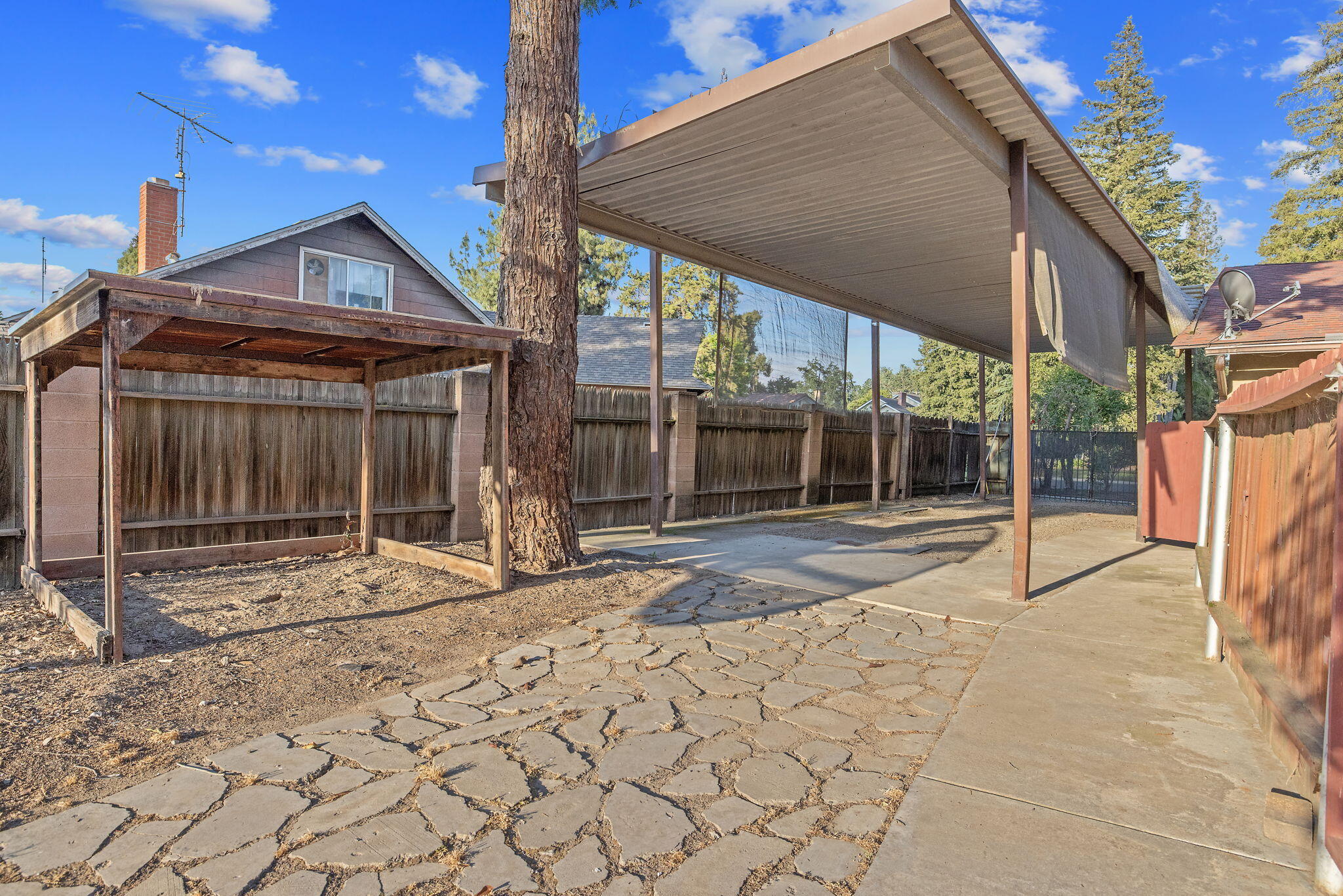 30955 Tower Rd, Visalia, CA 93292