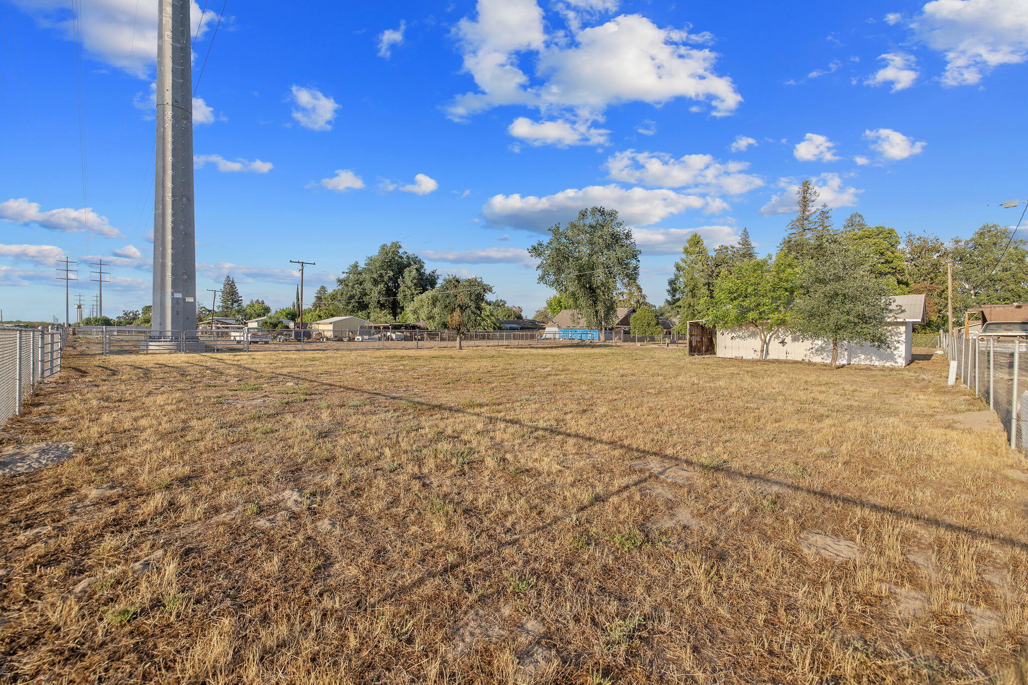 30955 Tower Rd, Visalia, CA 93292