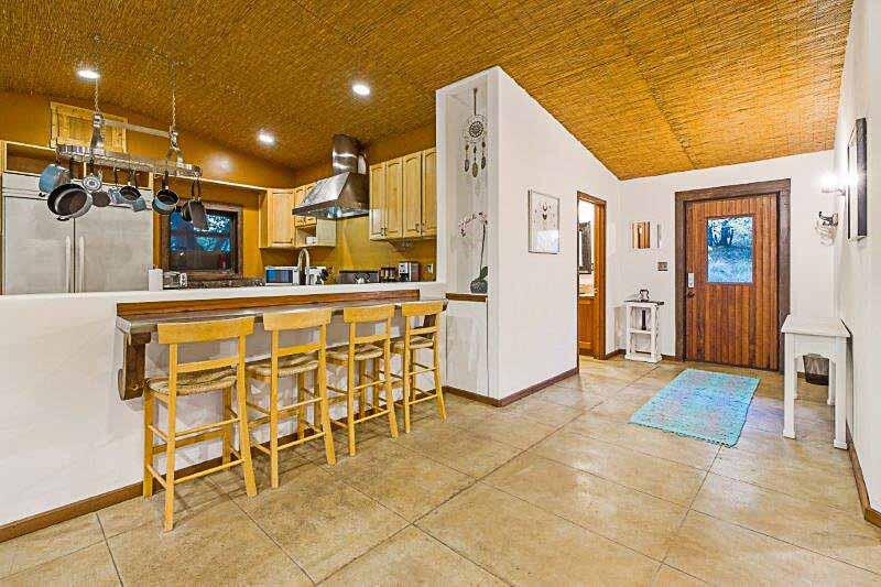 44879 Dinely Dr, Three Rivers, CA 93271