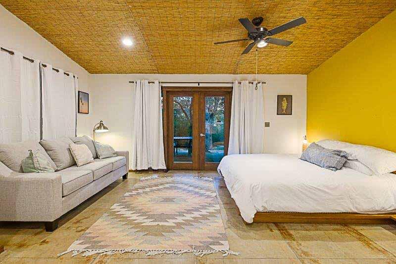 44879 Dinely Dr, Three Rivers, CA 93271