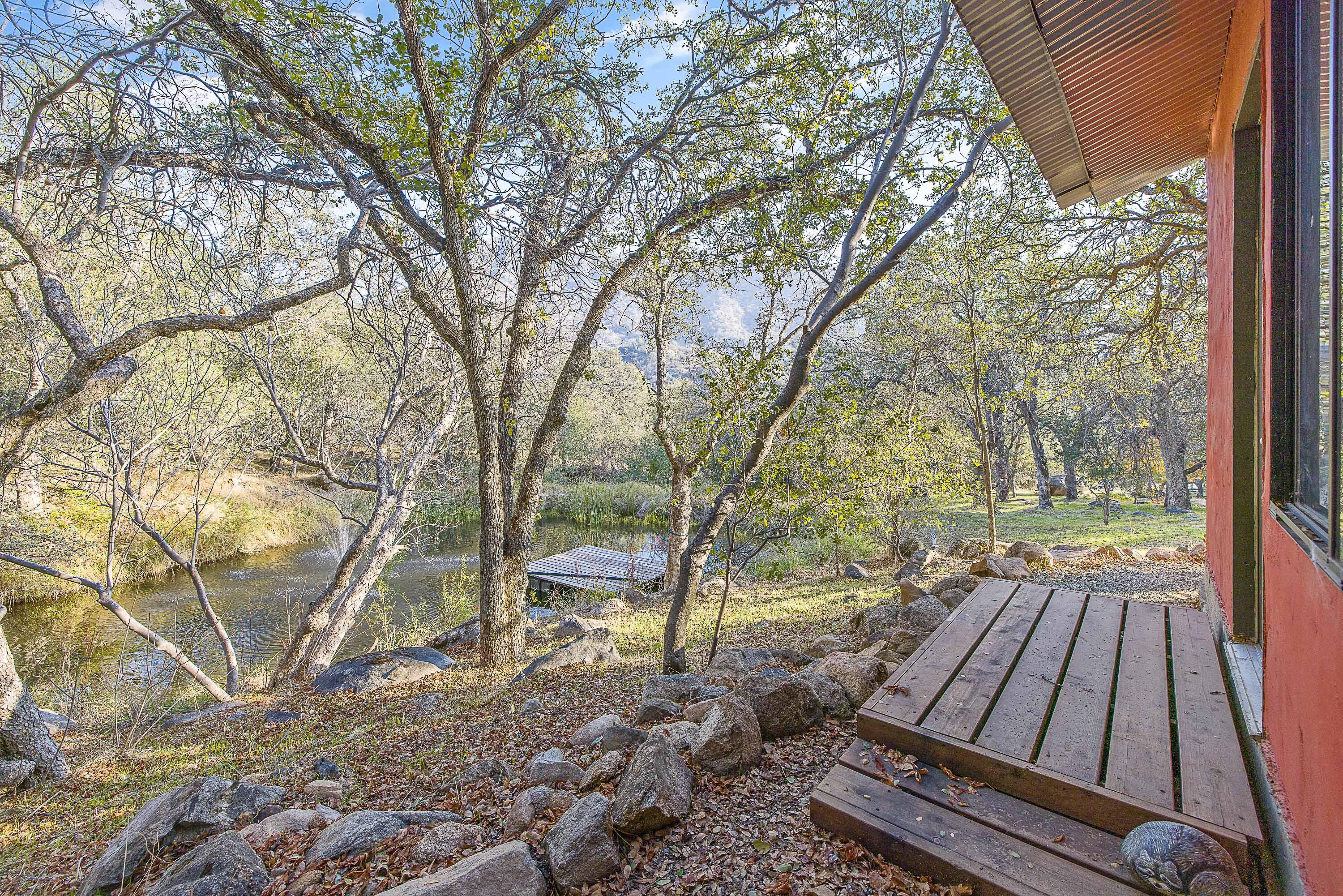 44879 Dinely Dr, Three Rivers, CA 93271