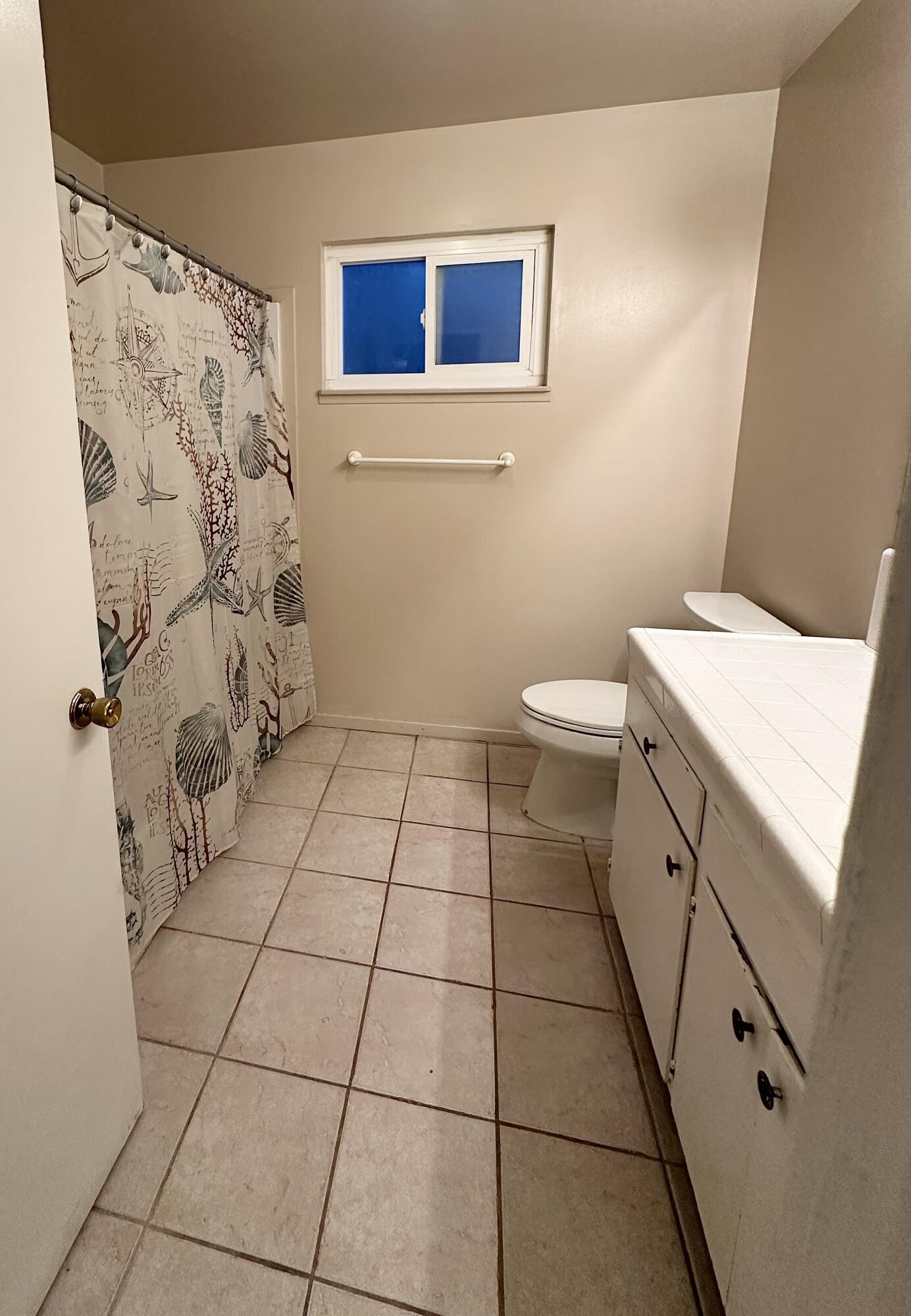 2350 S Dollner St, Visalia, CA 93277