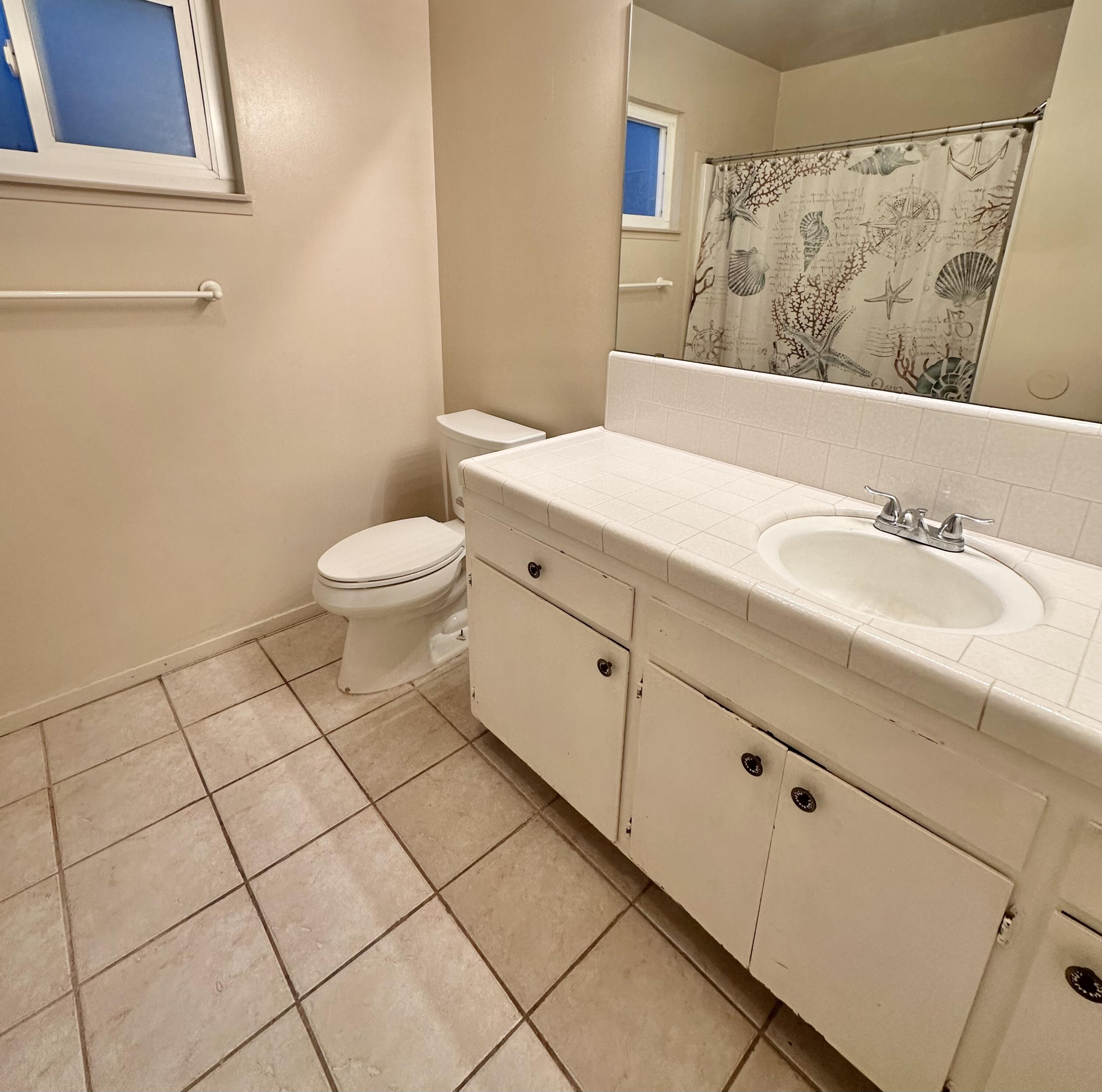 2350 S Dollner St, Visalia, CA 93277