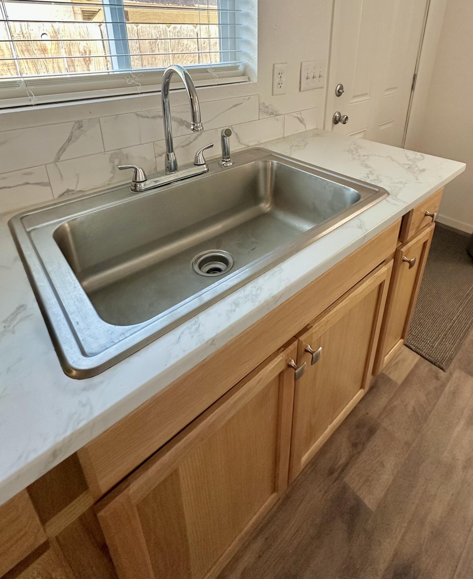 2350 S Dollner St, Visalia, CA 93277