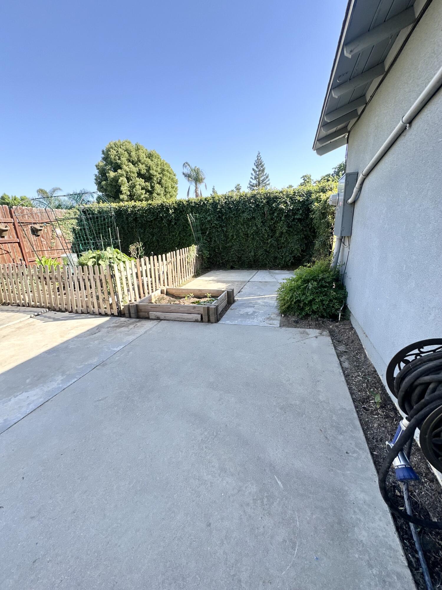 2350 S Dollner St, Visalia, CA 93277