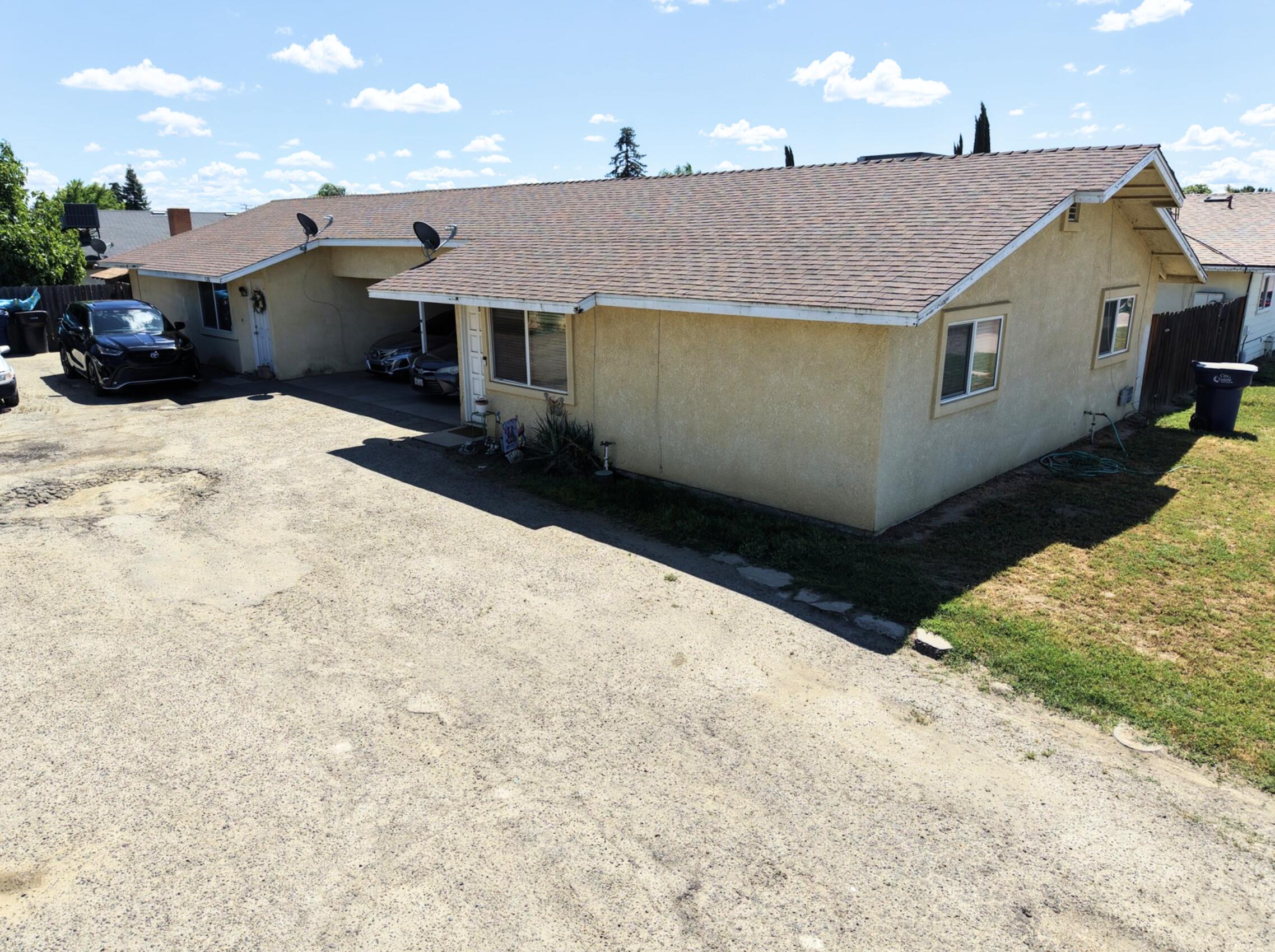 522 - 528 S South Dayton St, Tulare, CA 93274