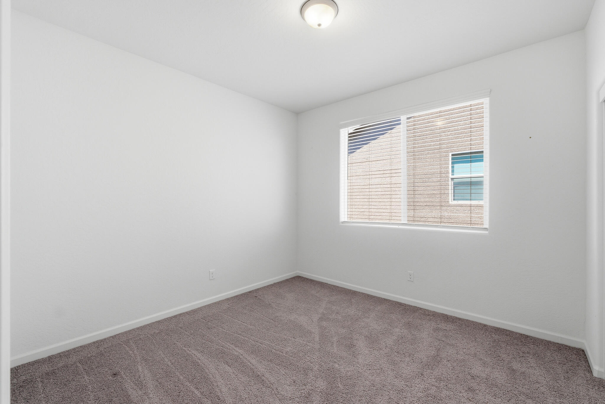 3008 N Creekside St, Visalia, CA 93291