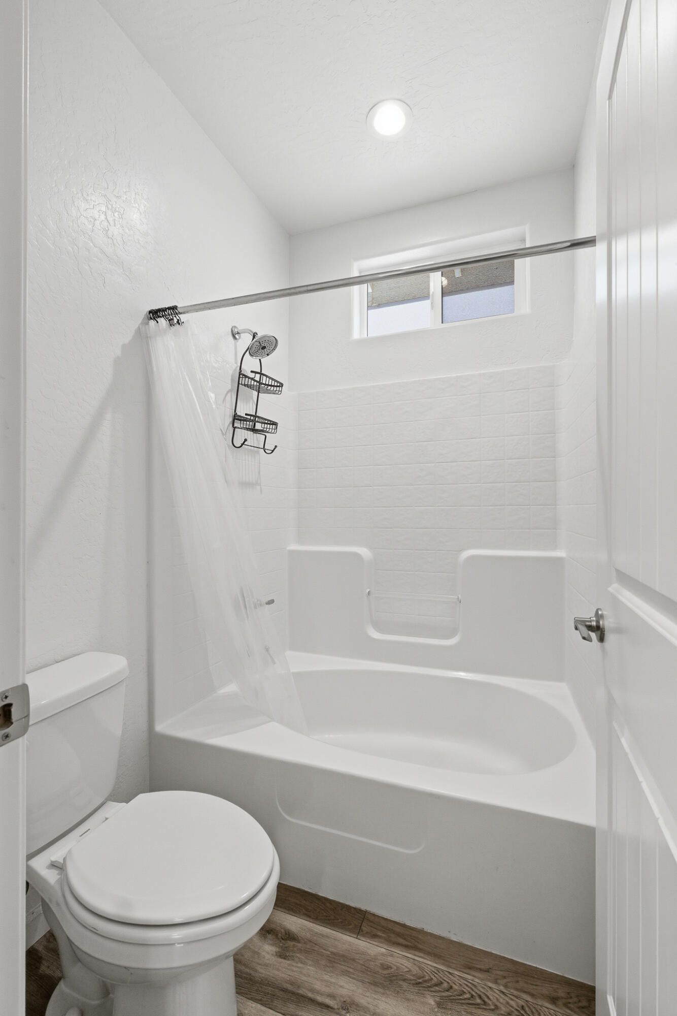 3008 N Creekside St, Visalia, CA 93291