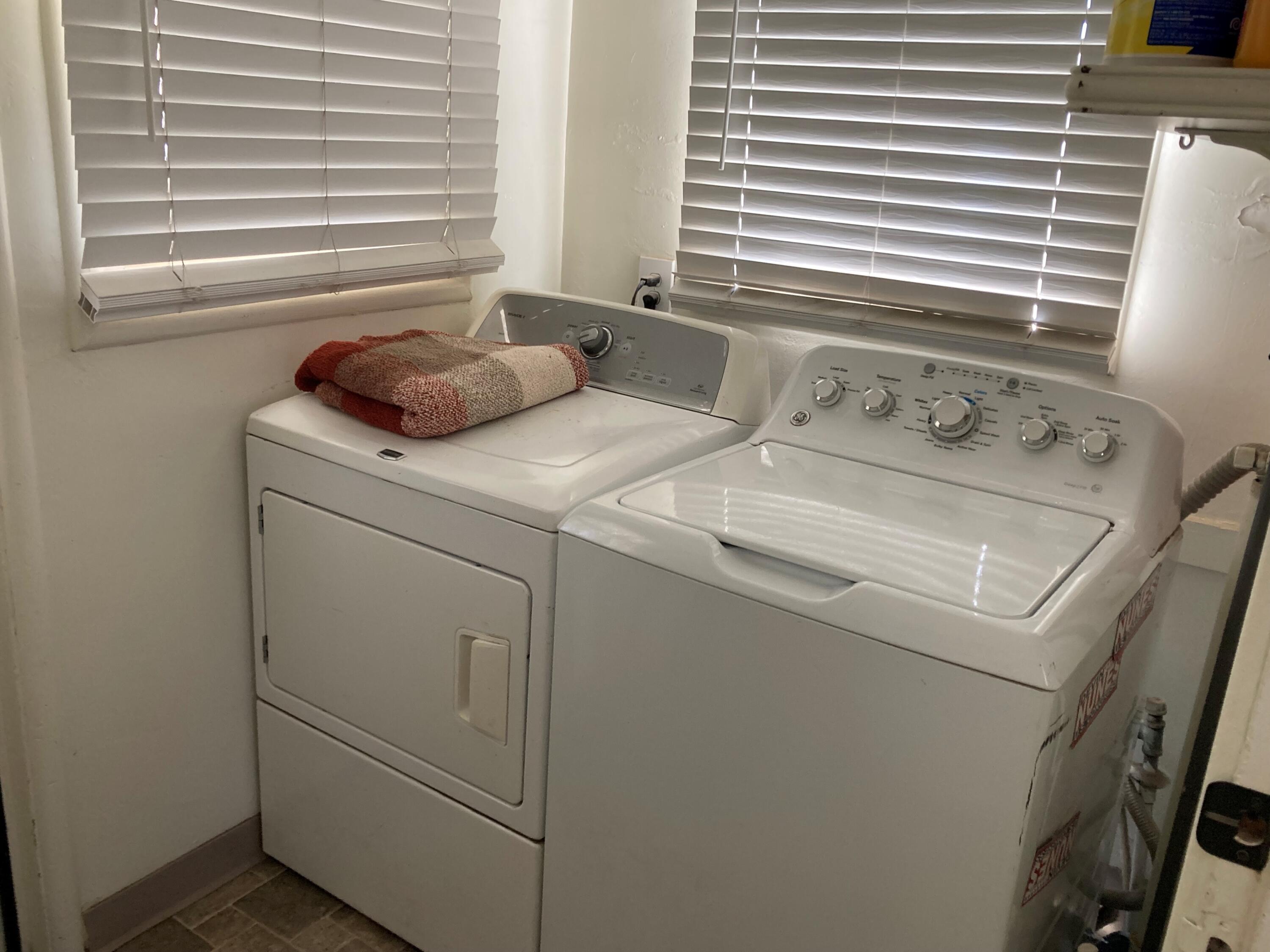 624 N North Pl, Tulare, CA 93274