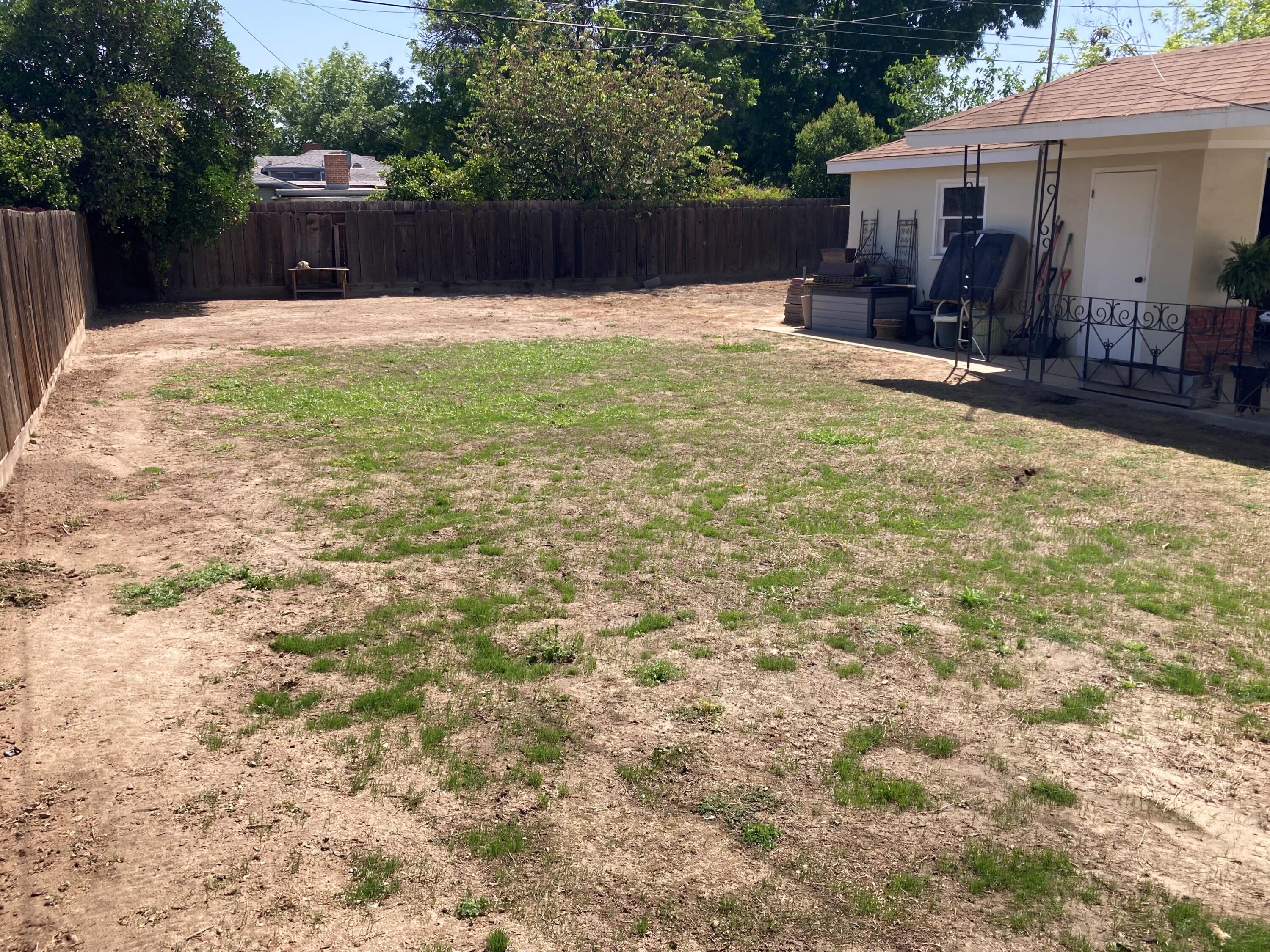 624 N North Pl, Tulare, CA 93274