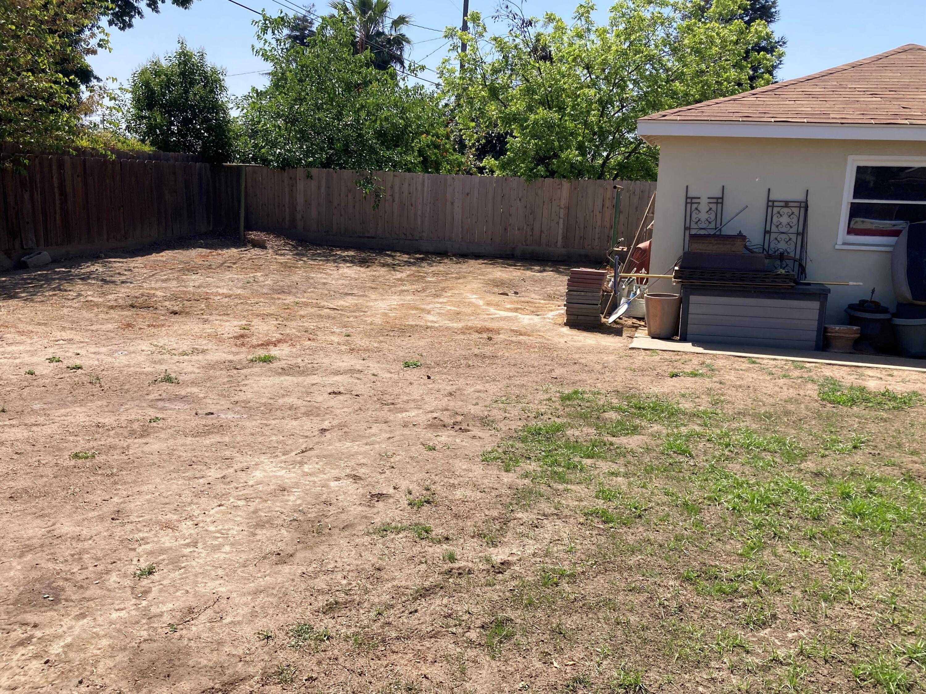 624 N North Pl, Tulare, CA 93274