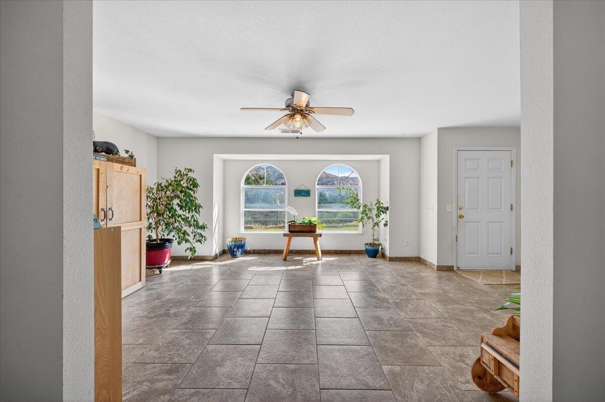 36209 Sand Creek Rd, Yokuts Valley, CA 93675