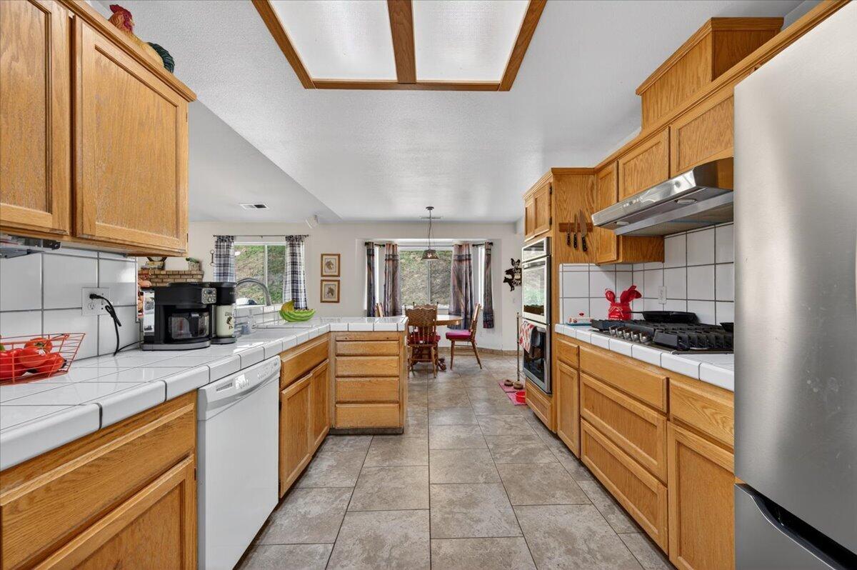 36209 Sand Creek Rd, Yokuts Valley, CA 93675