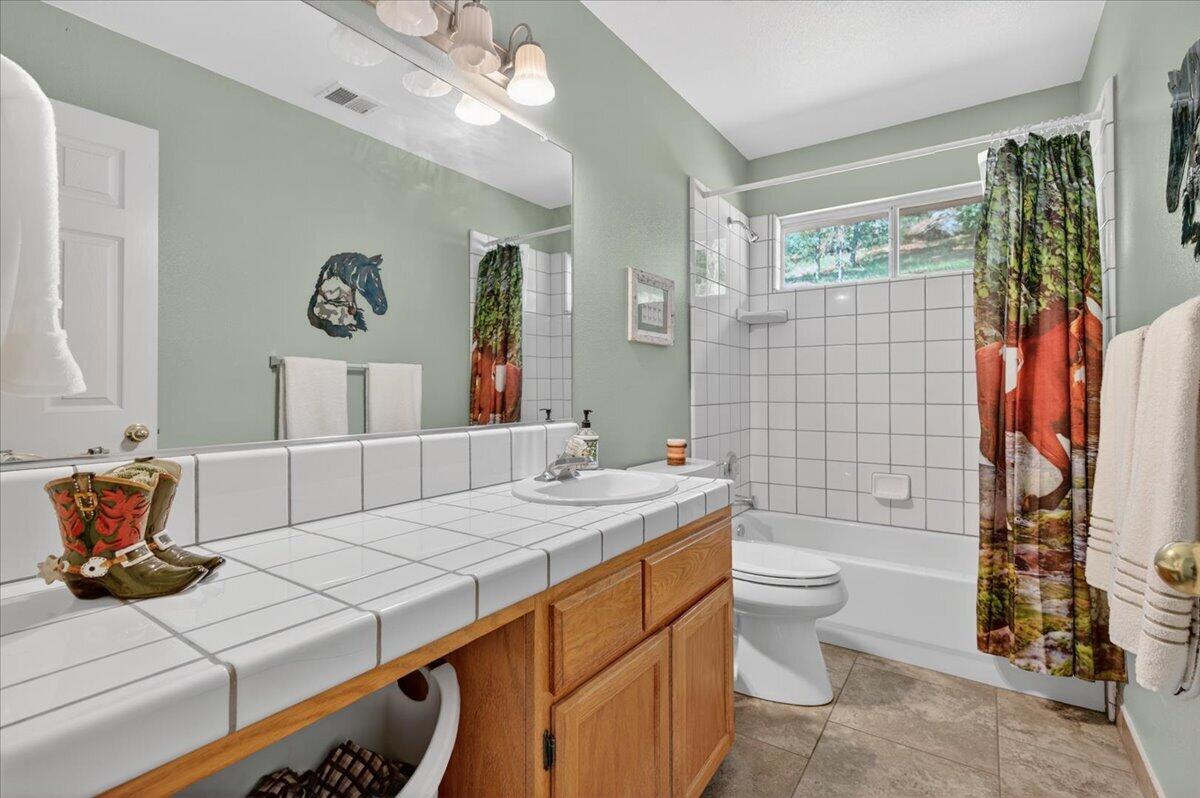 36209 Sand Creek Rd, Yokuts Valley, CA 93675