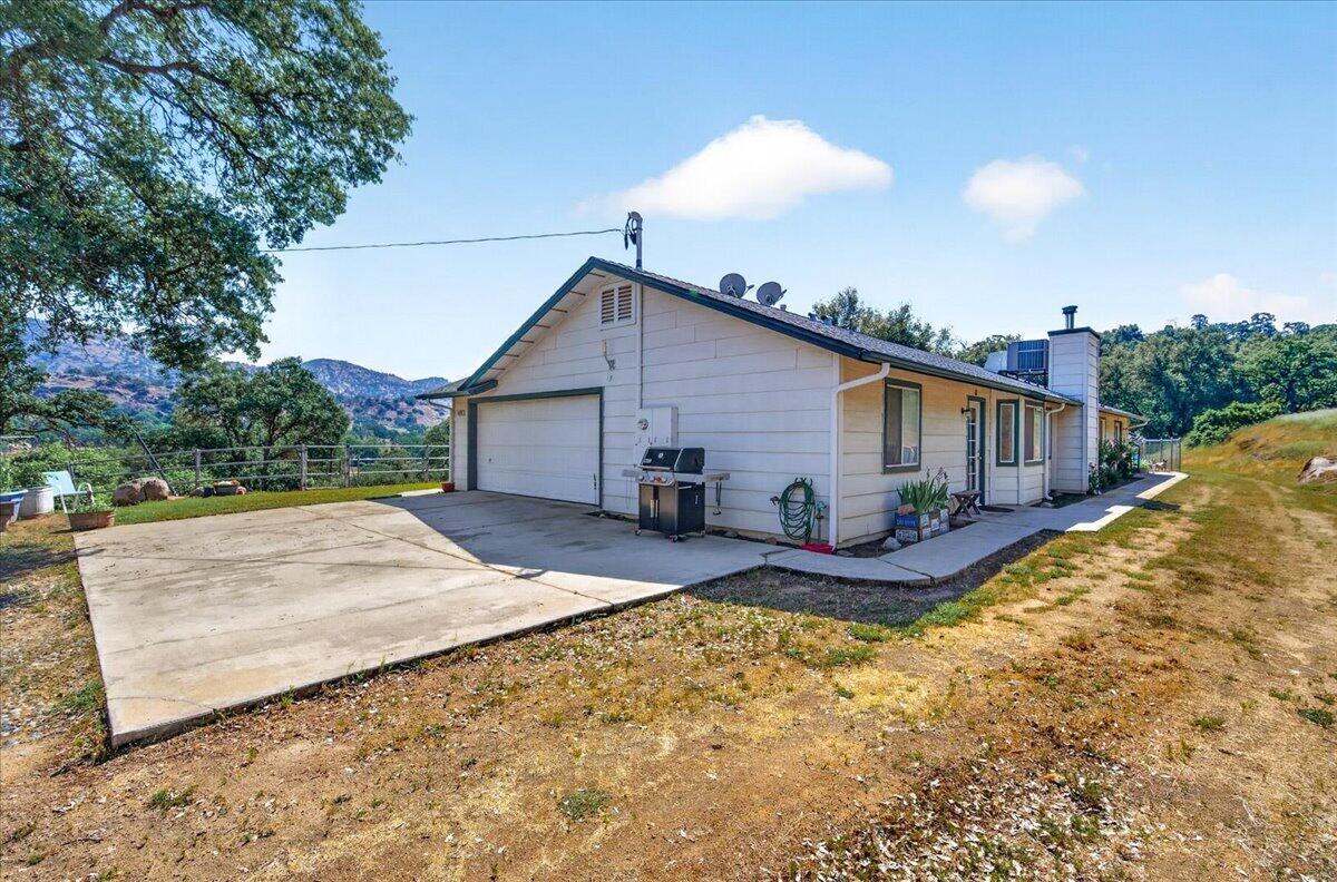 36209 Sand Creek Rd, Yokuts Valley, CA 93675
