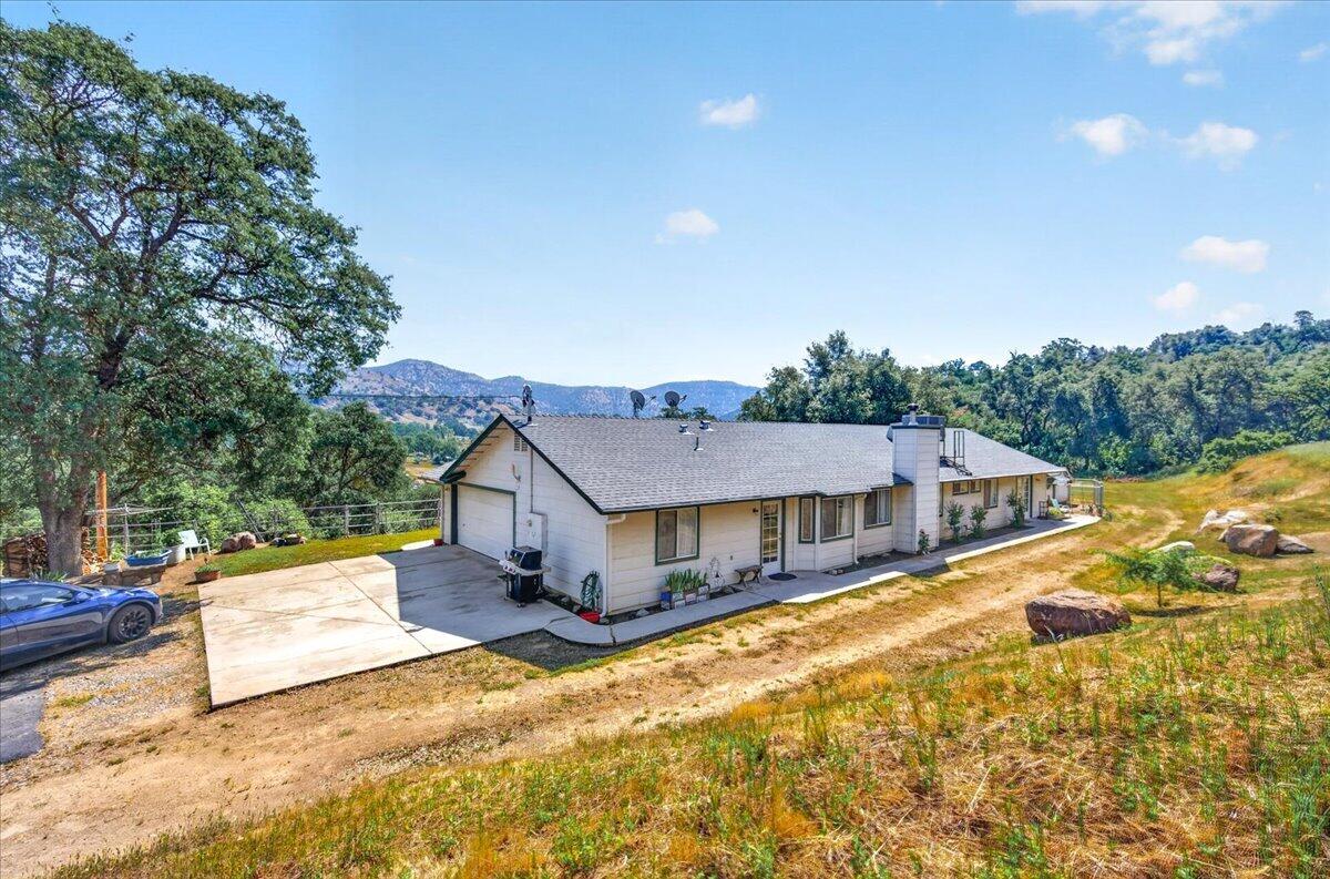 36209 Sand Creek Rd, Yokuts Valley, CA 93675