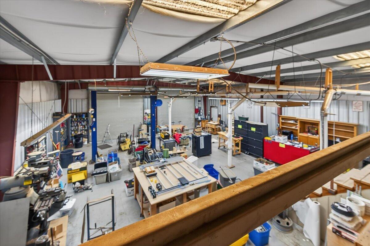 36209 Sand Creek Rd, Yokuts Valley, CA 93675