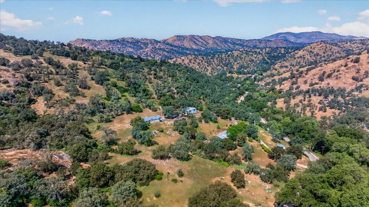 36209 Sand Creek Rd, Yokuts Valley, CA 93675