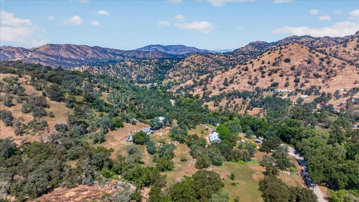 36209 Sand Creek Rd, Yokuts Valley, CA 93675