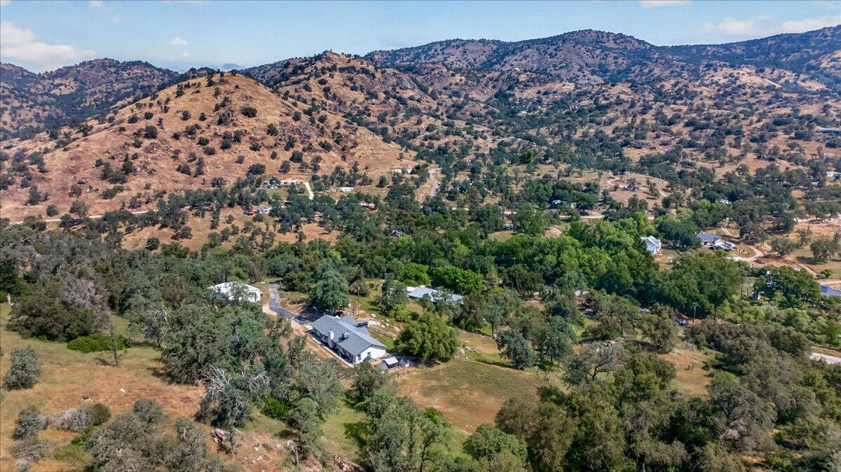 36209 Sand Creek Rd, Yokuts Valley, CA 93675