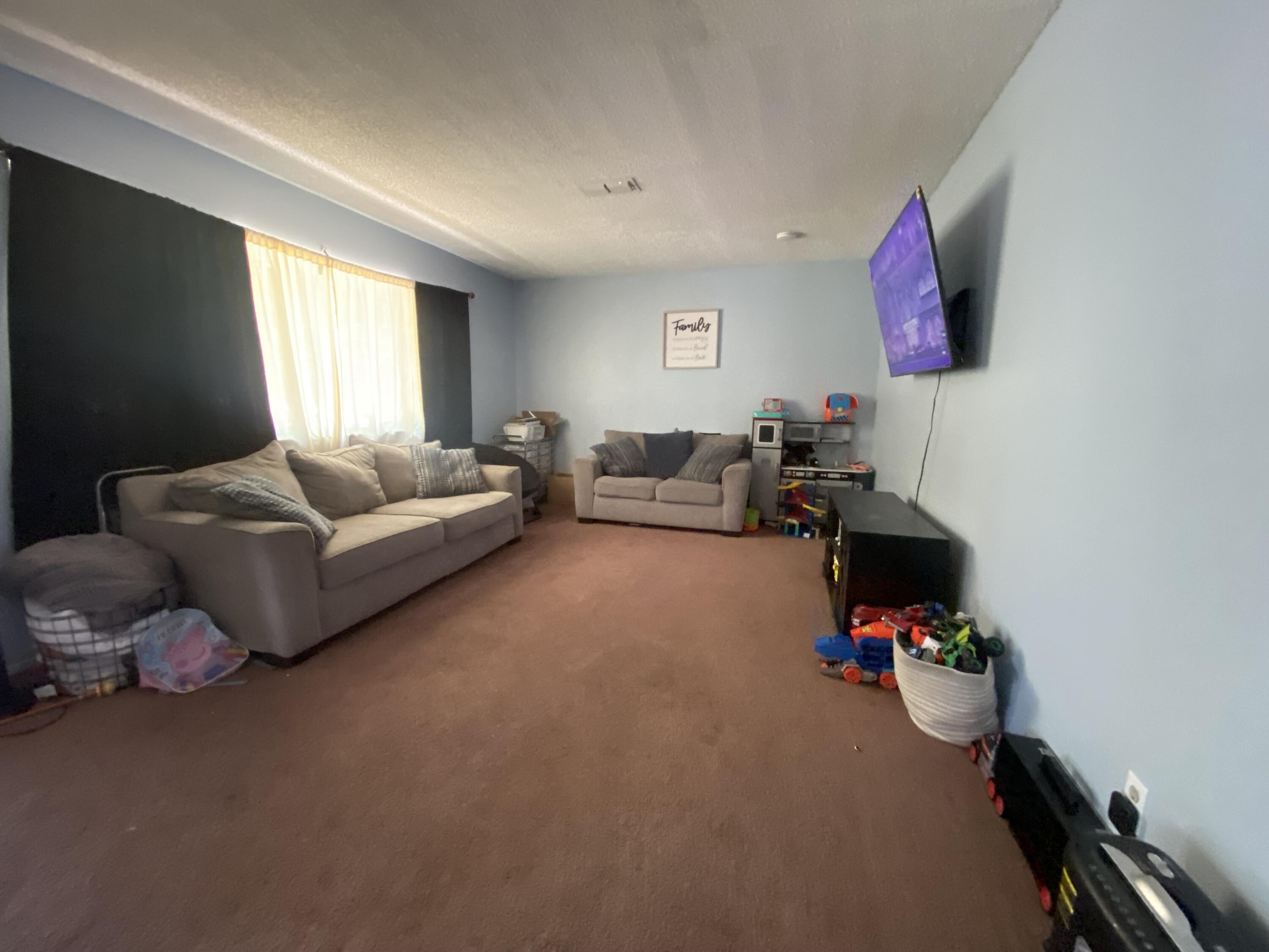 333 E Linden Ave, Reedley, CA 93654