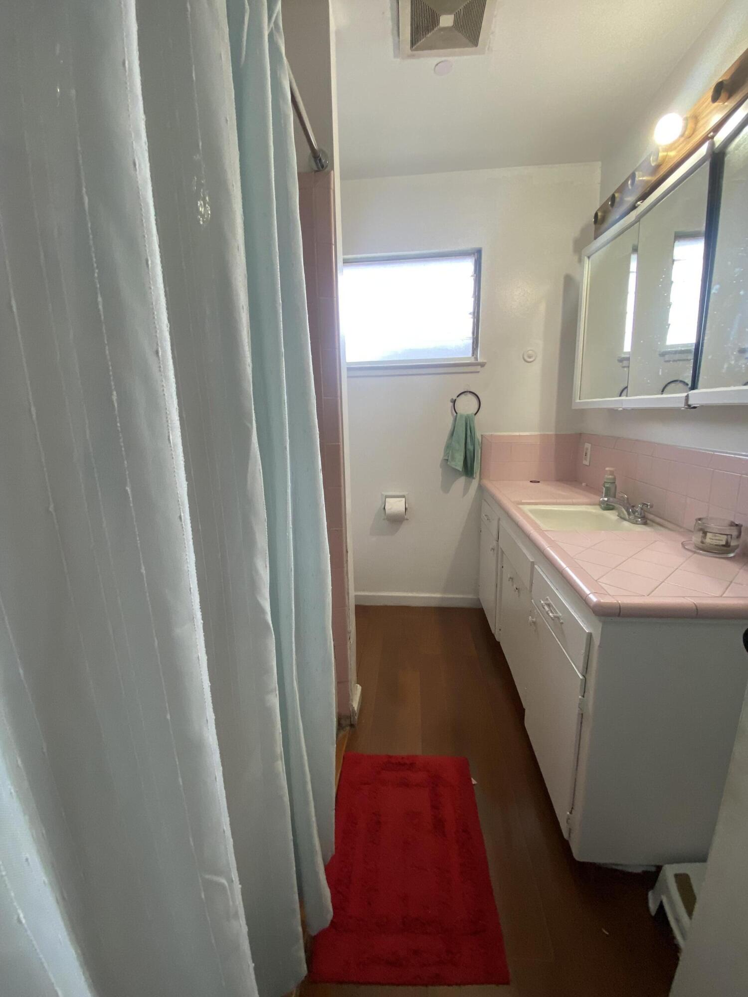 333 E Linden Ave, Reedley, CA 93654