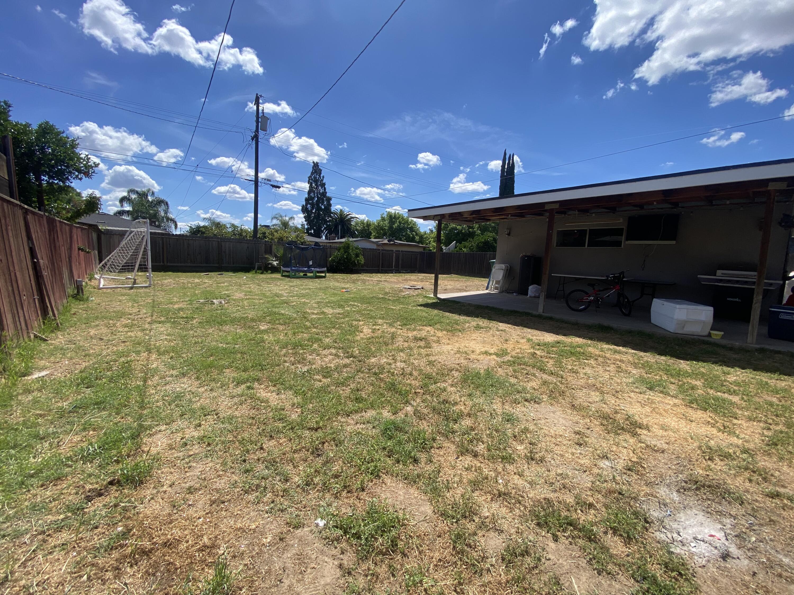 333 E Linden Ave, Reedley, CA 93654