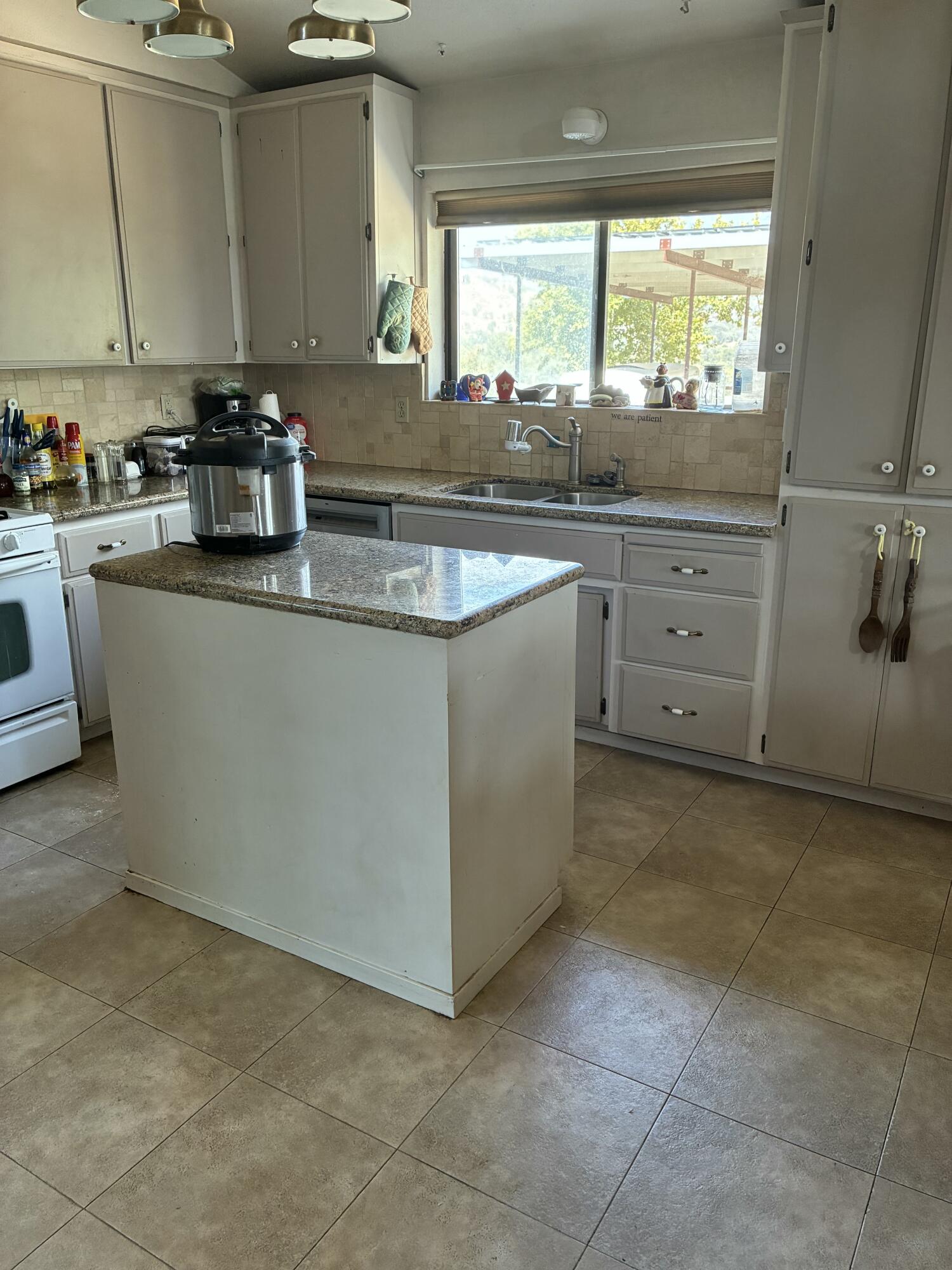 40708 Balch Park Rd, Springville, CA 93265