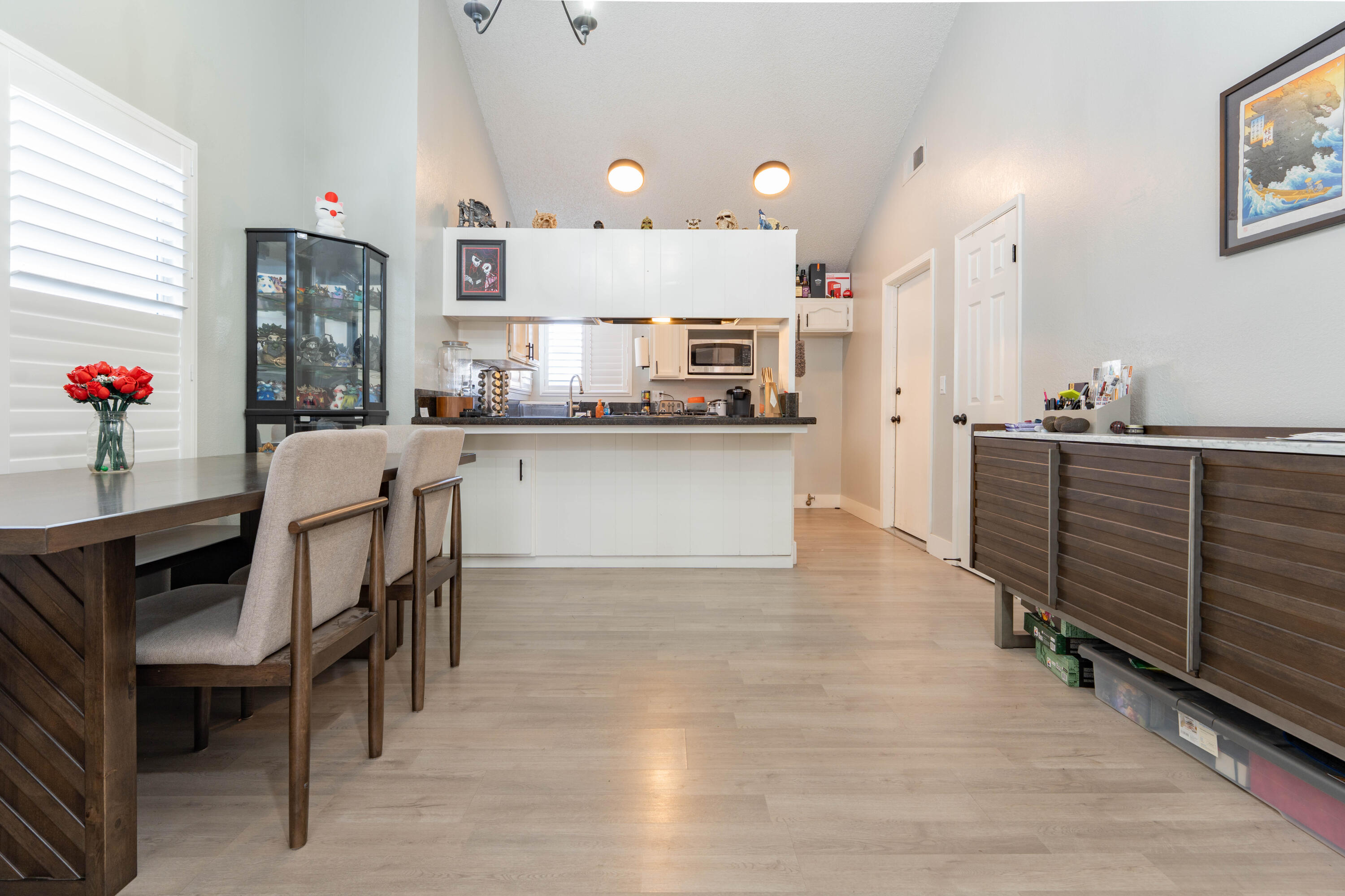 2234 N Edison St, Visalia, CA 93292