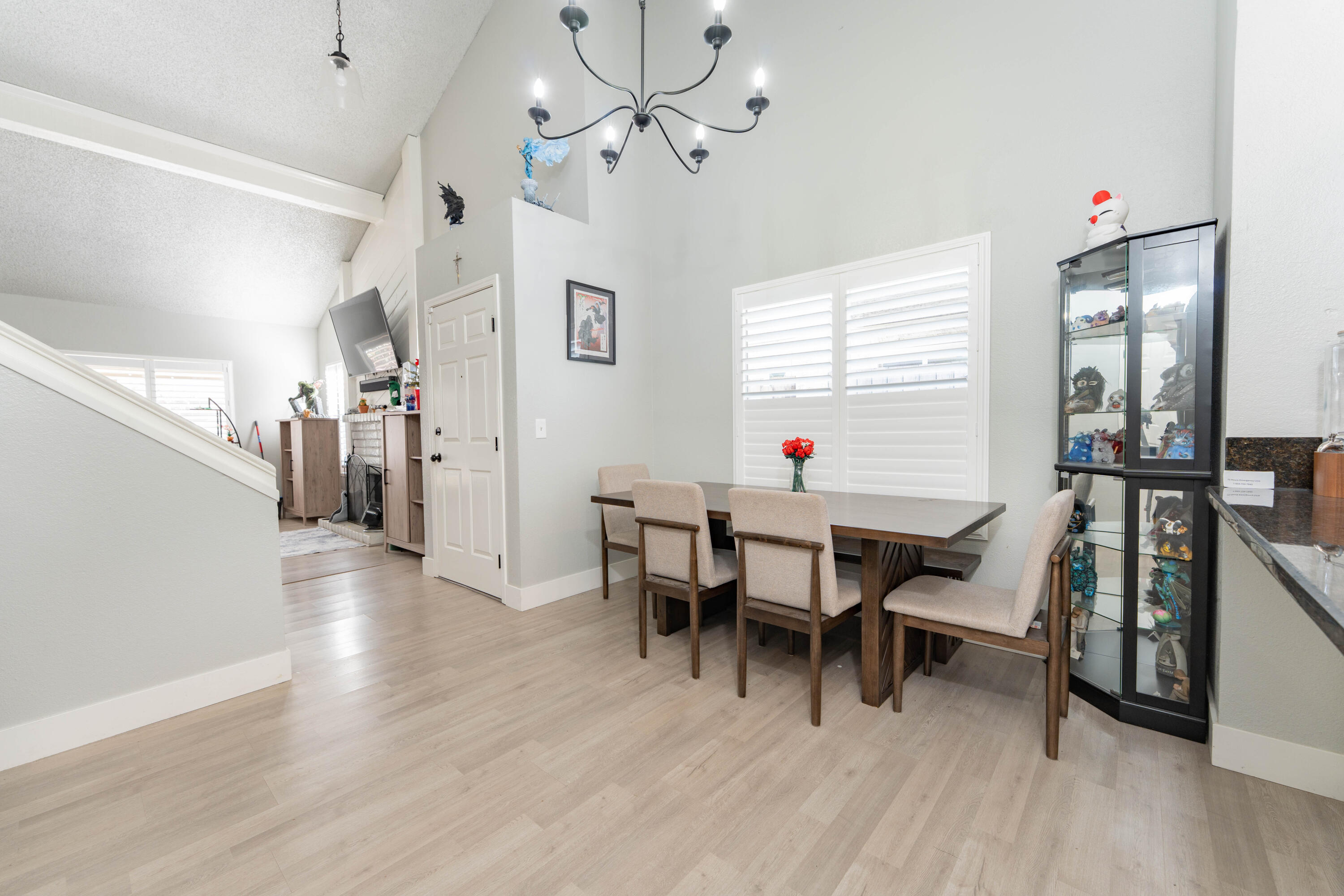 2234 N Edison St, Visalia, CA 93292