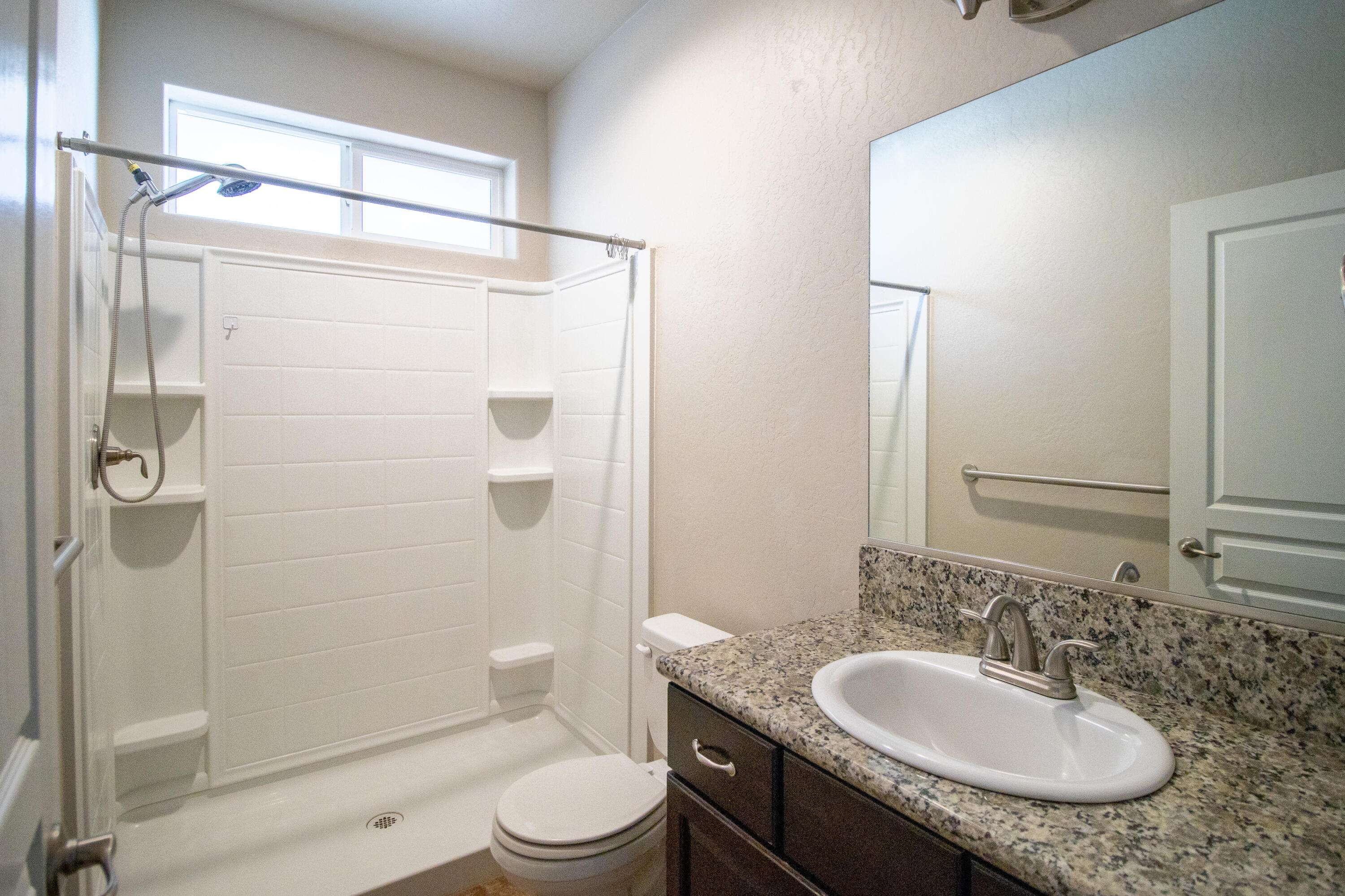 1291 Chelsea Way, Porterville, CA 93257