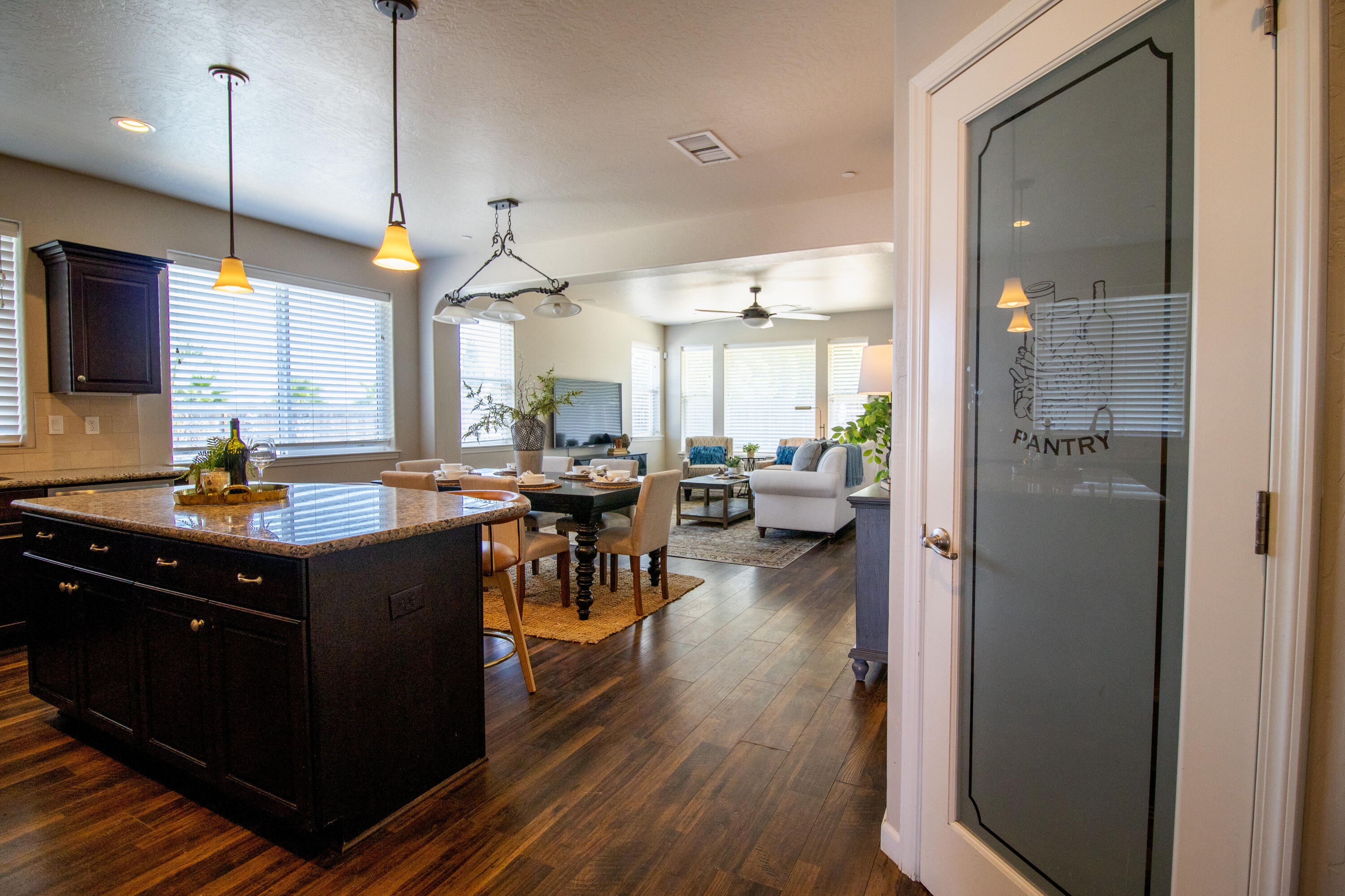 1291 Chelsea Way, Porterville, CA 93257