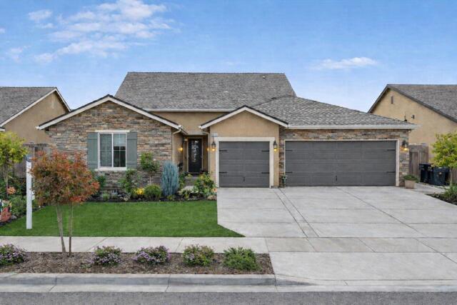 2241 E Monte Verde Ct, Visalia, CA 93292