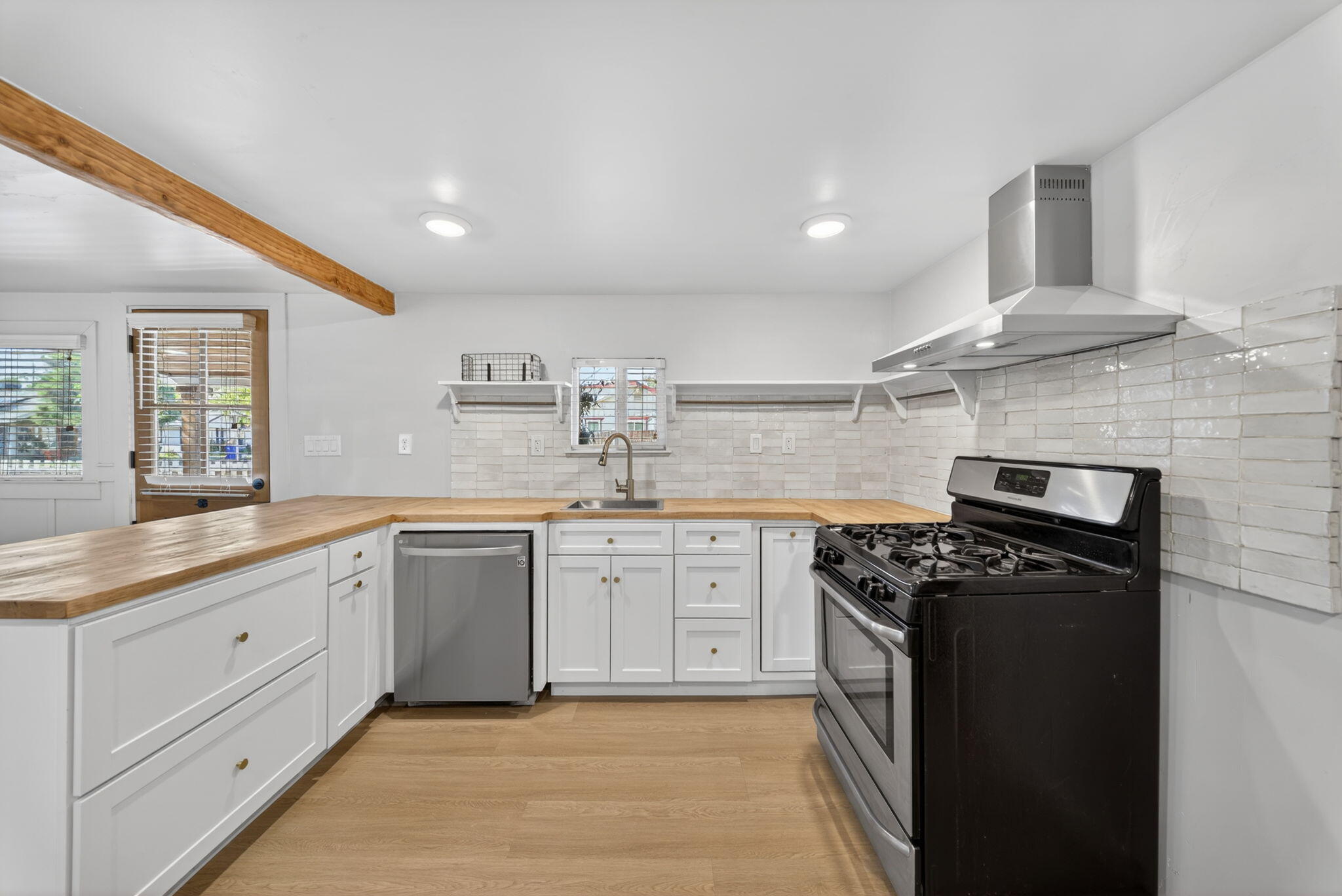 359 N Quince, Exeter, CA 93221