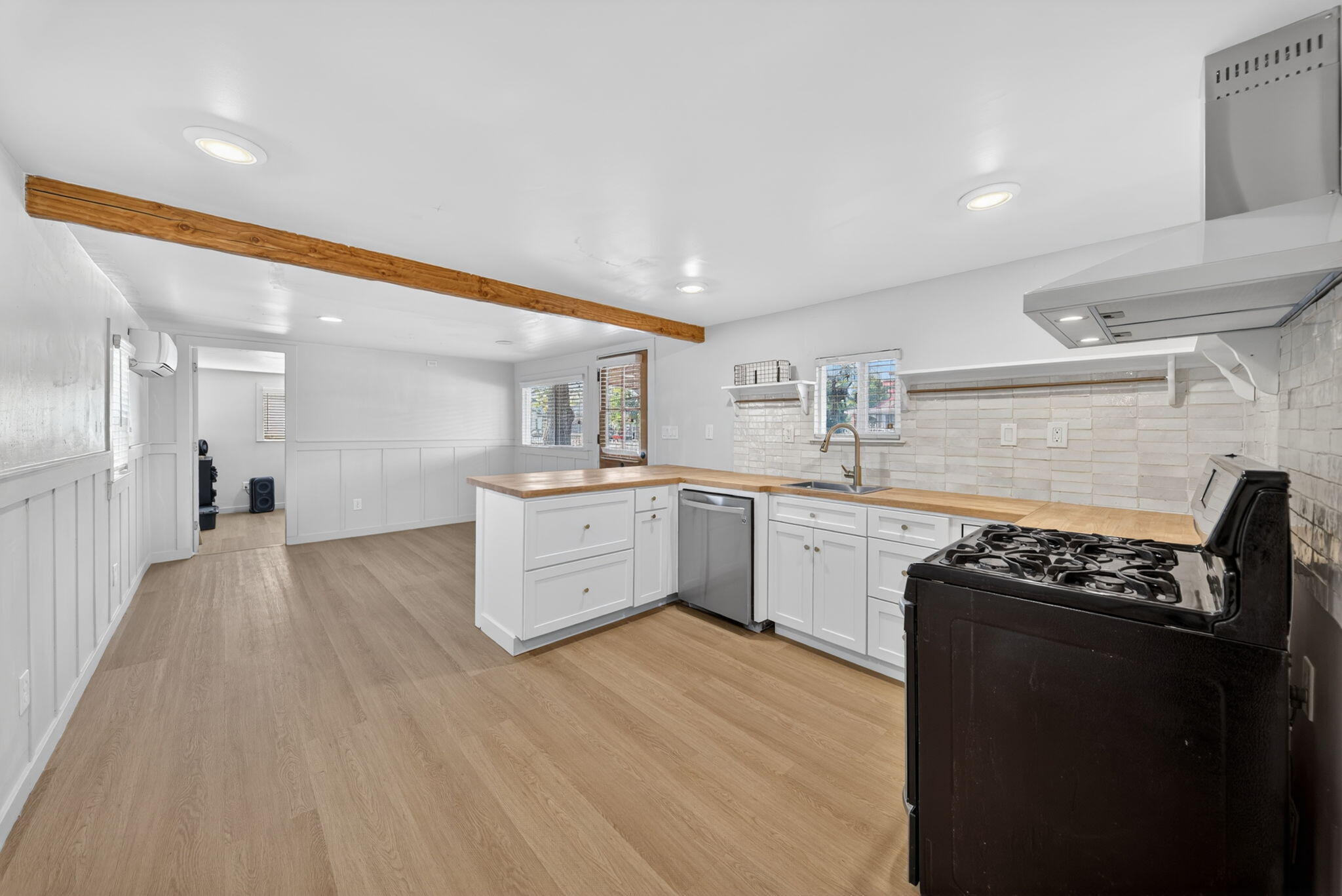 359 N Quince, Exeter, CA 93221