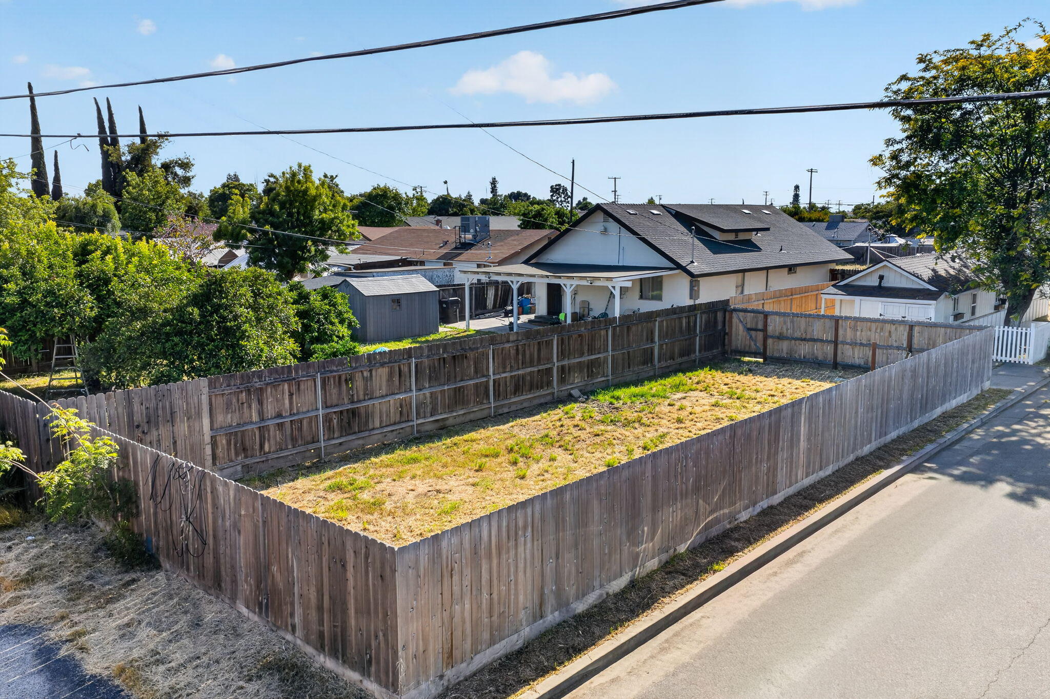 359 N Quince, Exeter, CA 93221