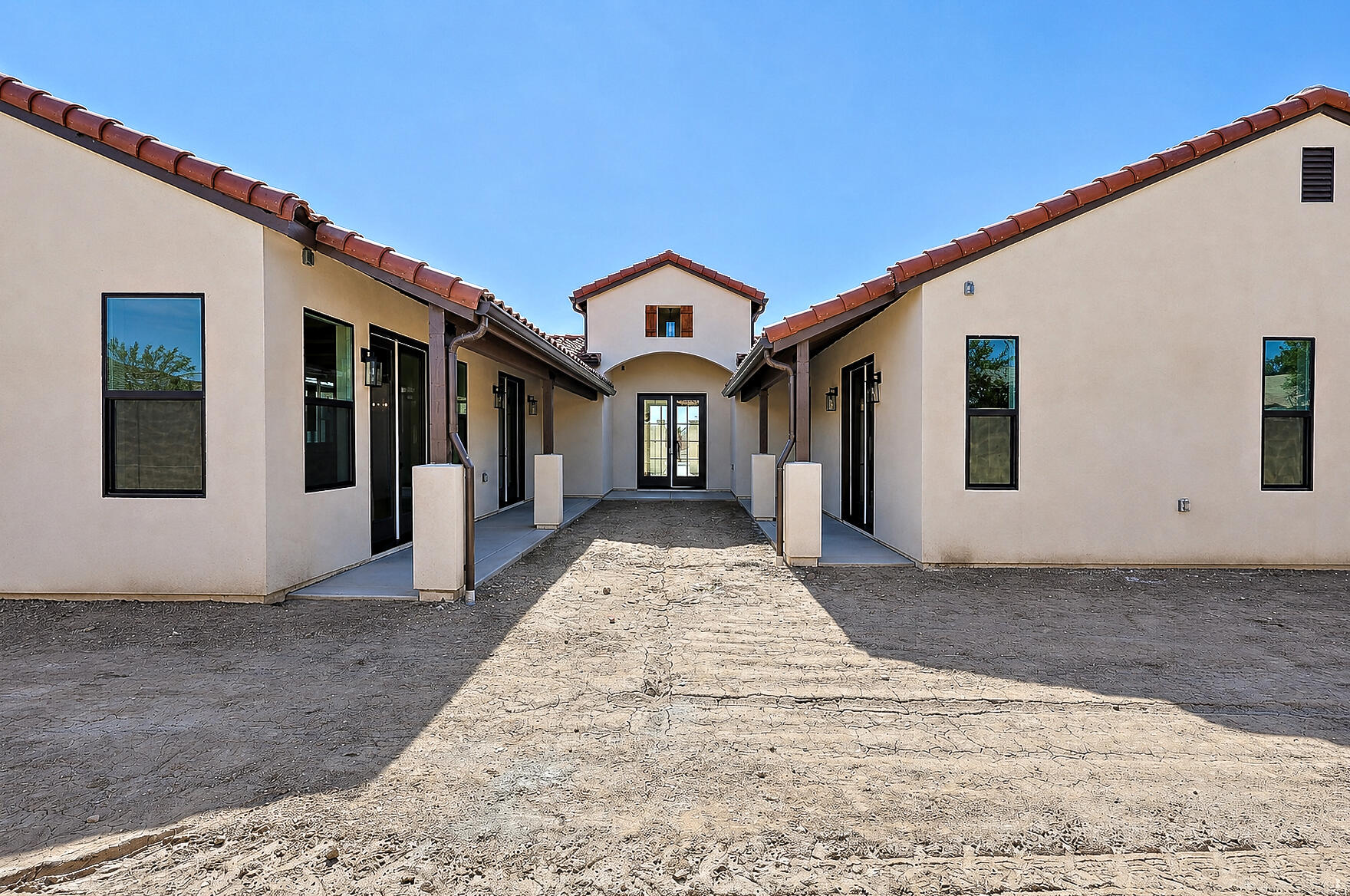 2624 N Leila St, Visalia, CA 93291