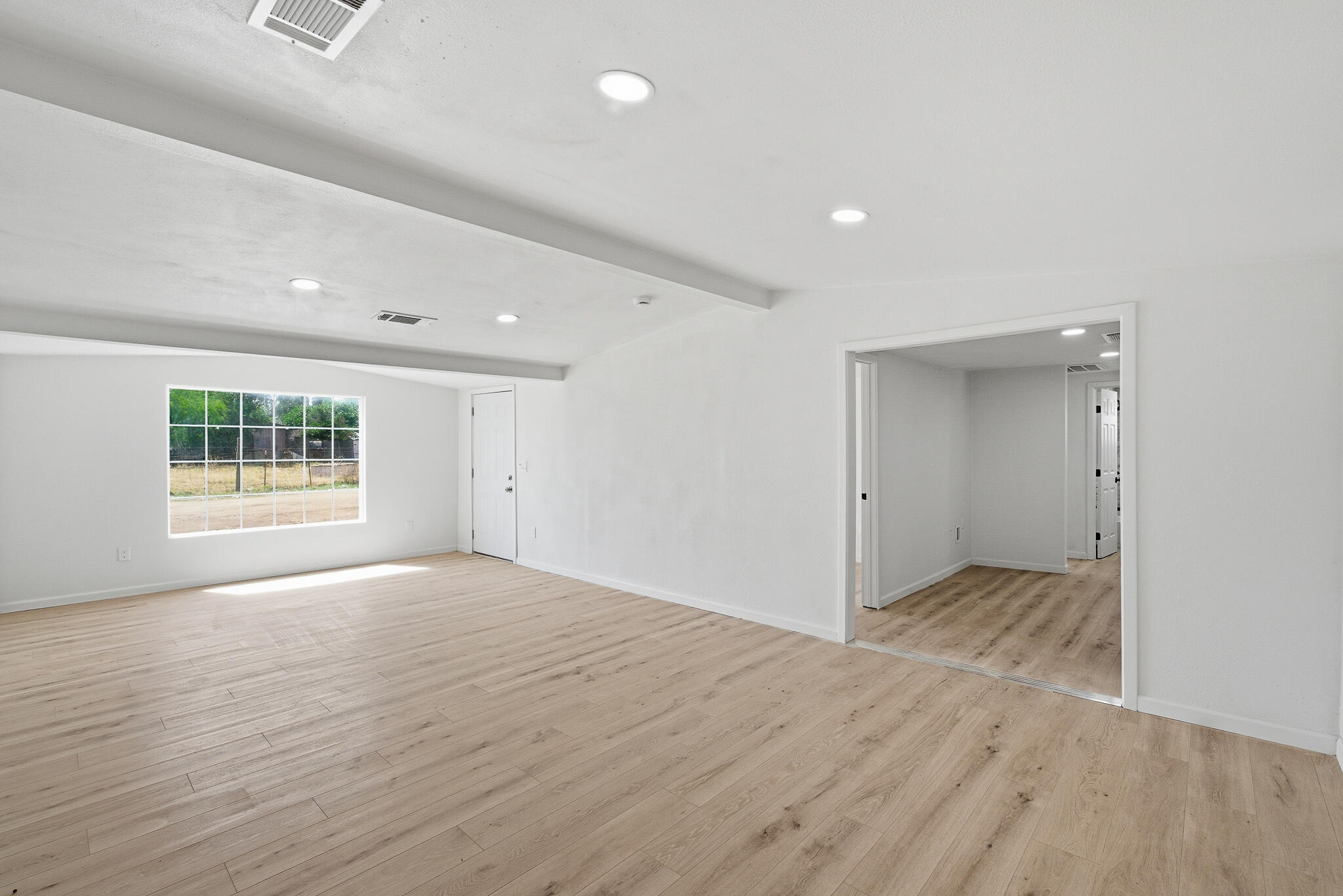 19493 Rd 234, Strathmore, CA 93267