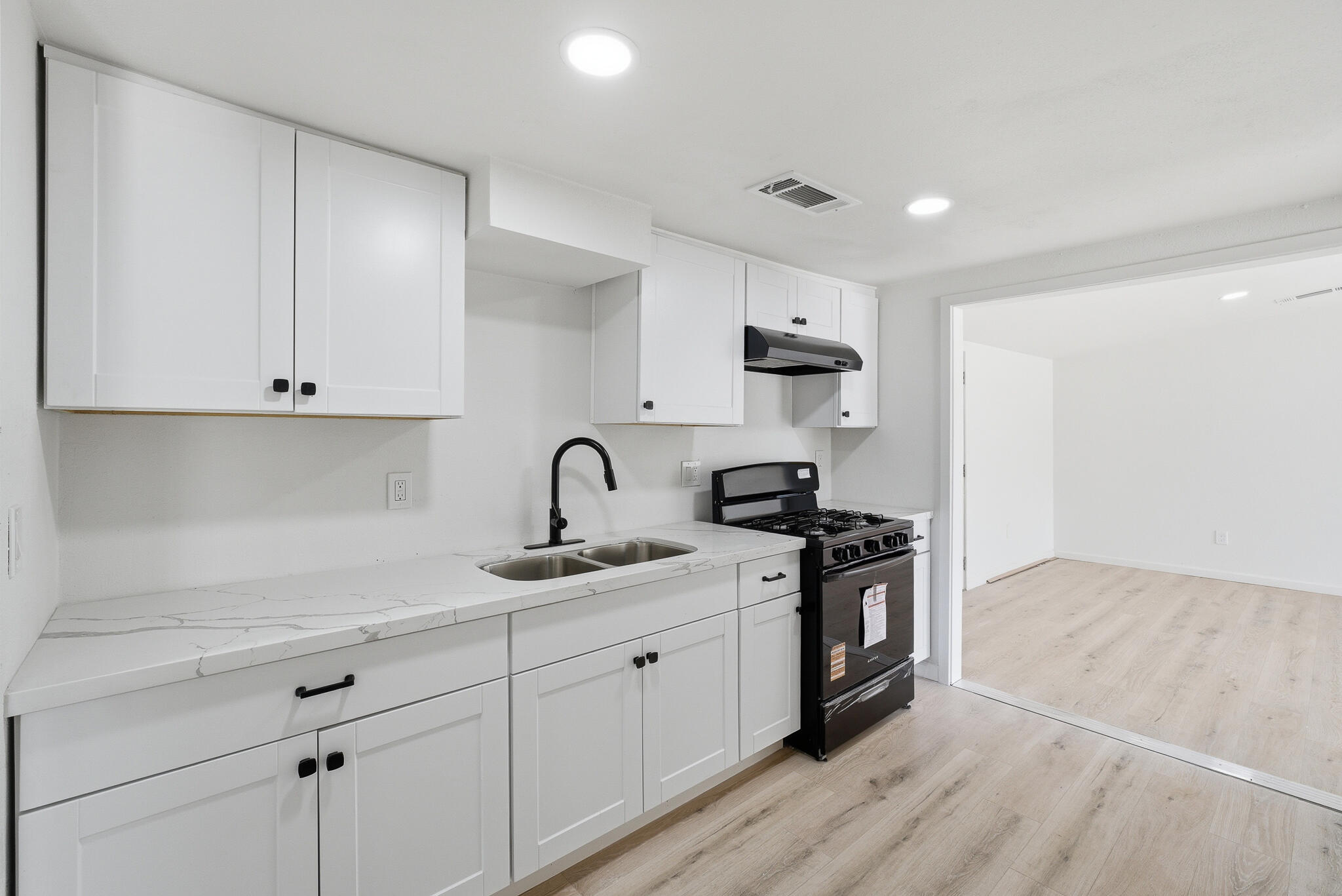 19493 Rd 234, Strathmore, CA 93267