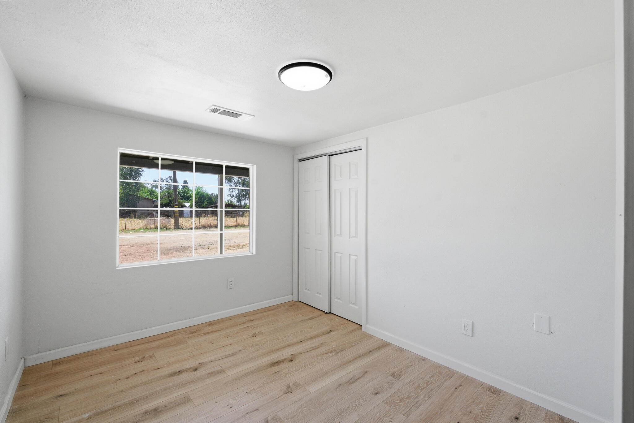 19493 Rd 234, Strathmore, CA 93267