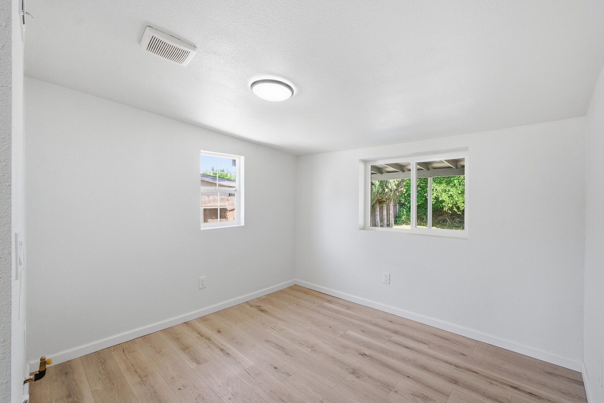 19493 Rd 234, Strathmore, CA 93267